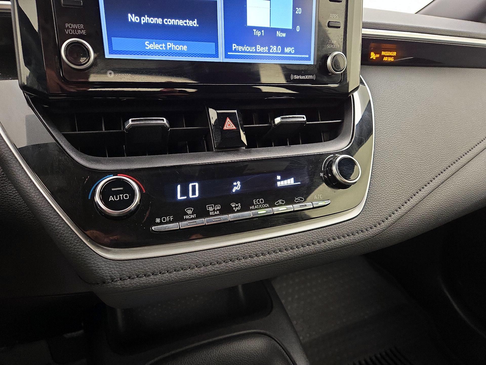 Thumbnail: 2022 Toyota Corolla - 16