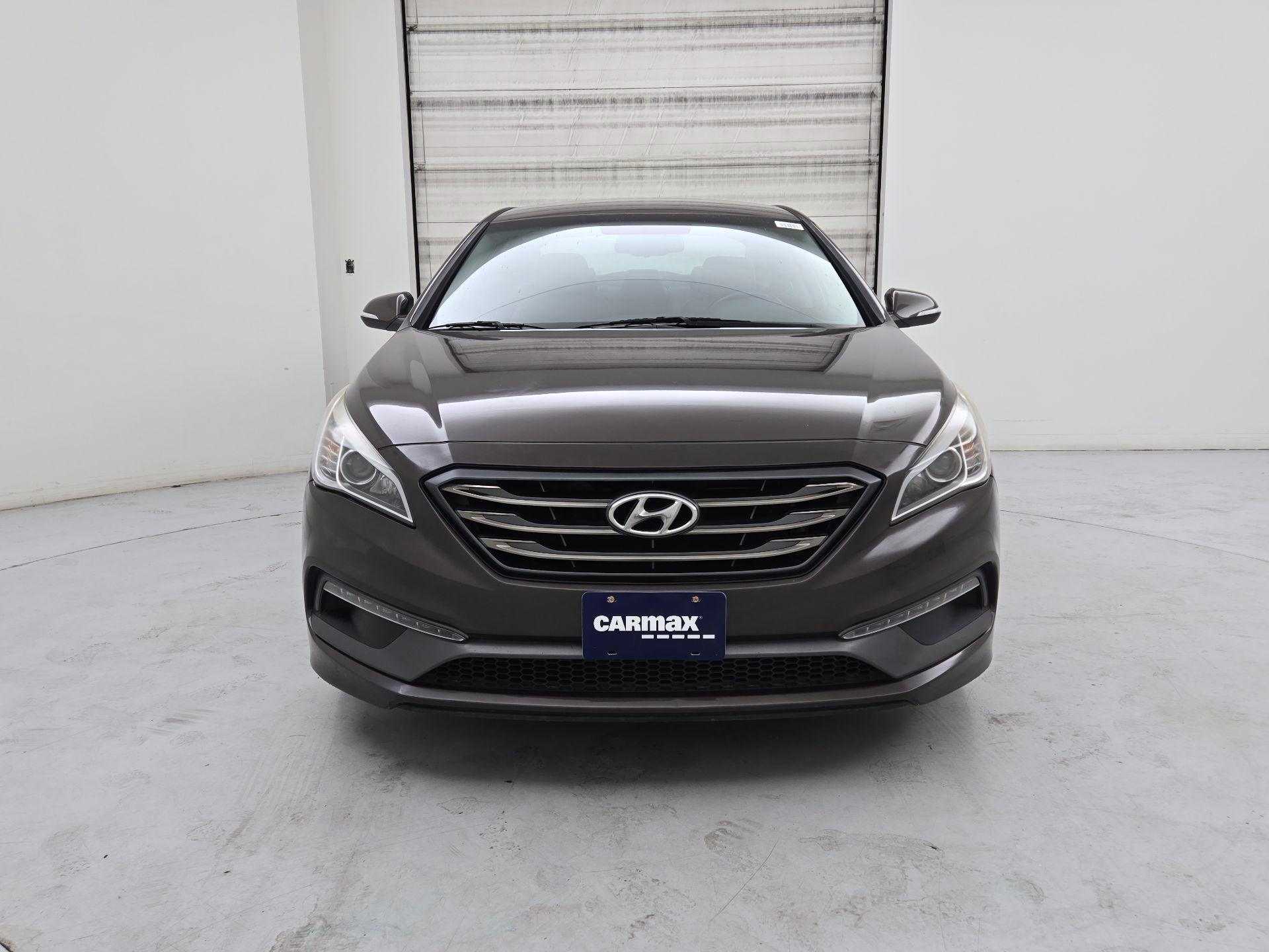Thumbnail: 2016 Hyundai Sonata - 2