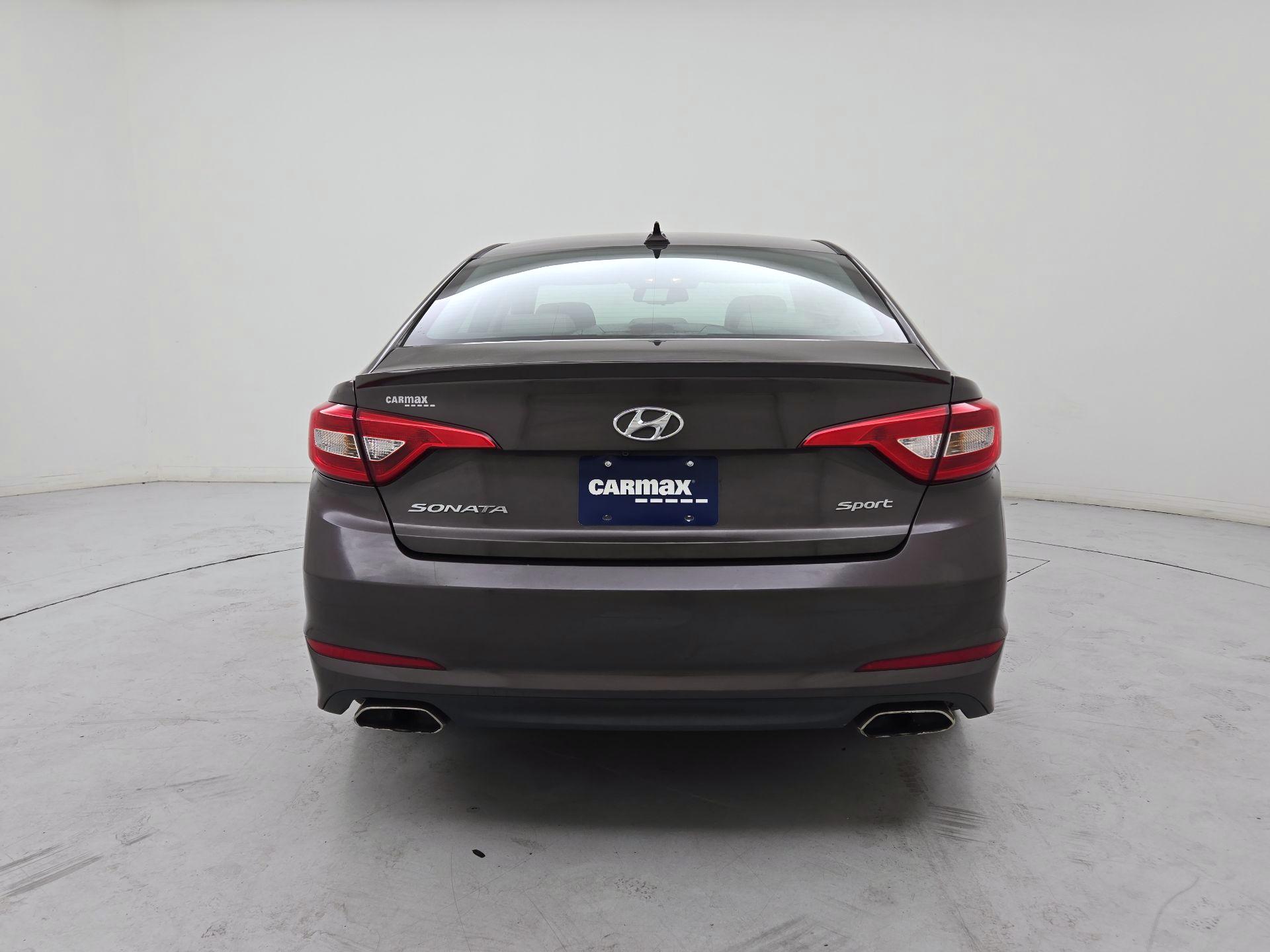 Thumbnail: 2016 Hyundai Sonata - 6