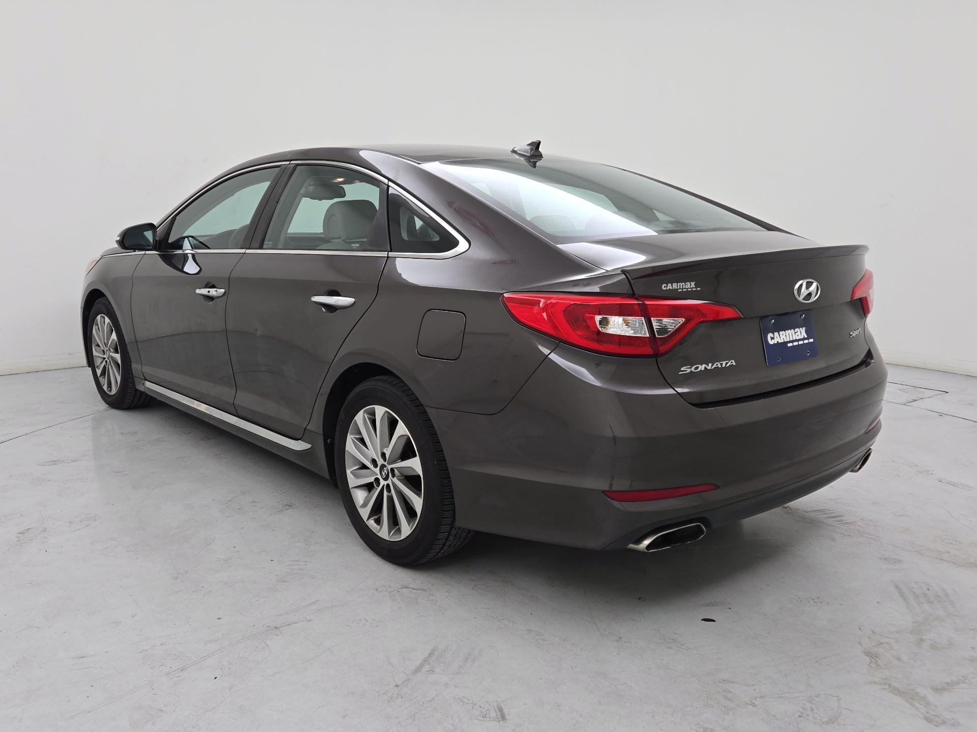 Thumbnail: 2016 Hyundai Sonata - 7