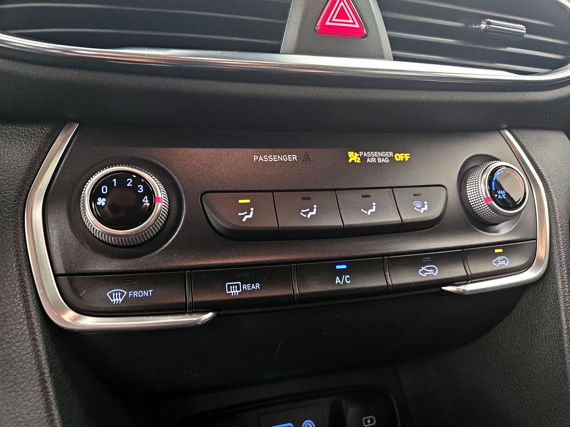 Thumbnail: 2020 Hyundai Santa Fe - 16