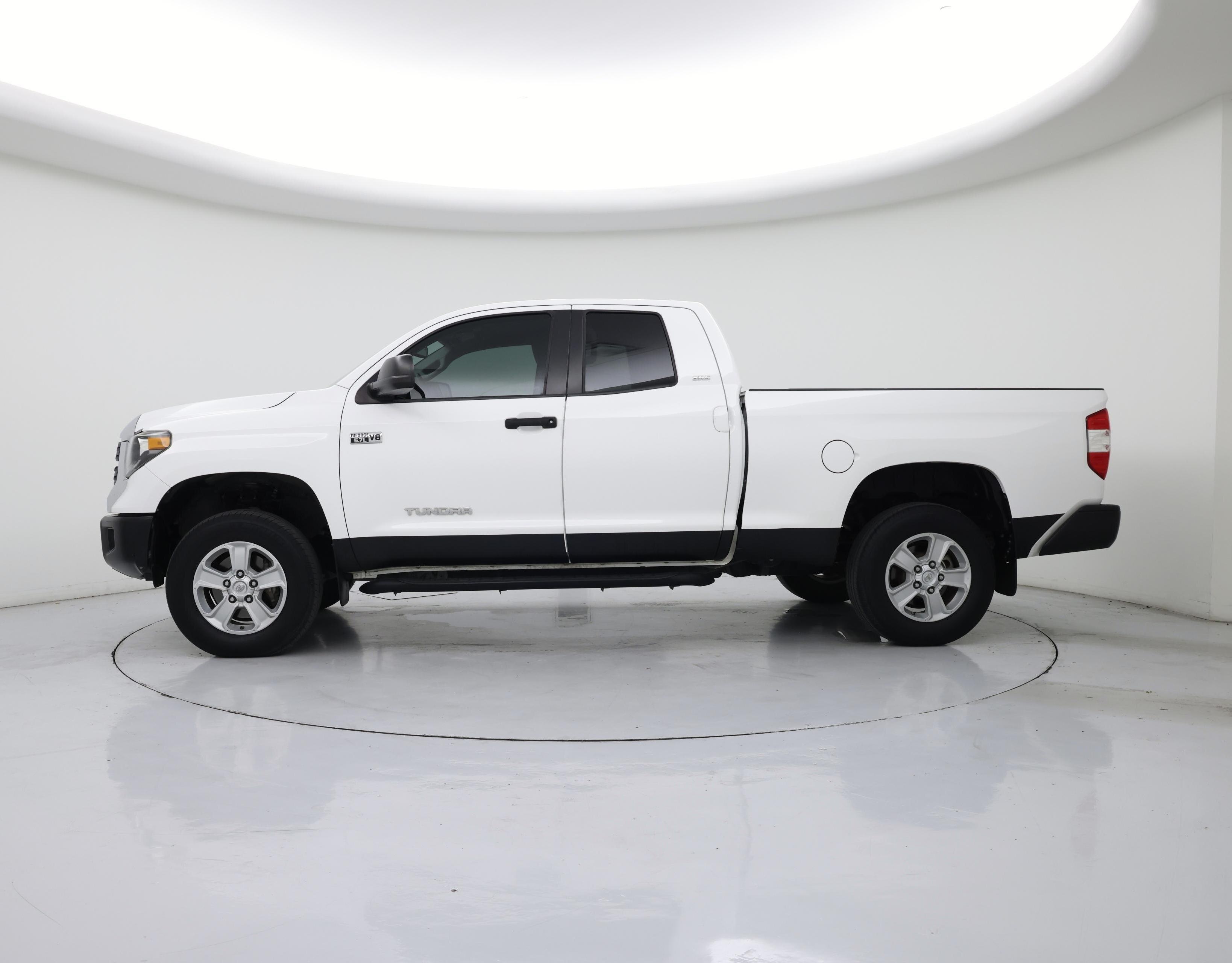 Thumbnail: 2020 Toyota Tundra - 3