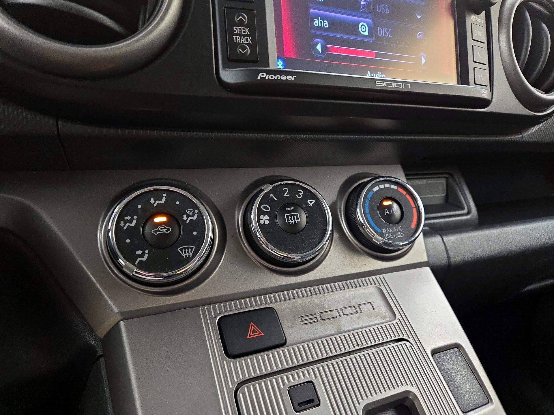 Thumbnail: 2014 Scion xB - 16