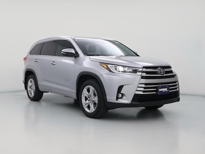 Silver 2019 Toyota Highlander Hybrid Limited