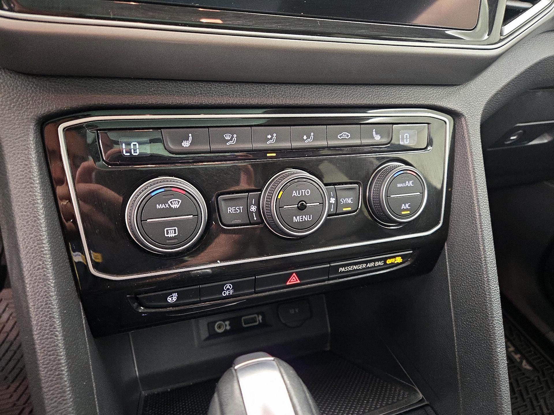 Thumbnail: 2019 Volkswagen Atlas - 17