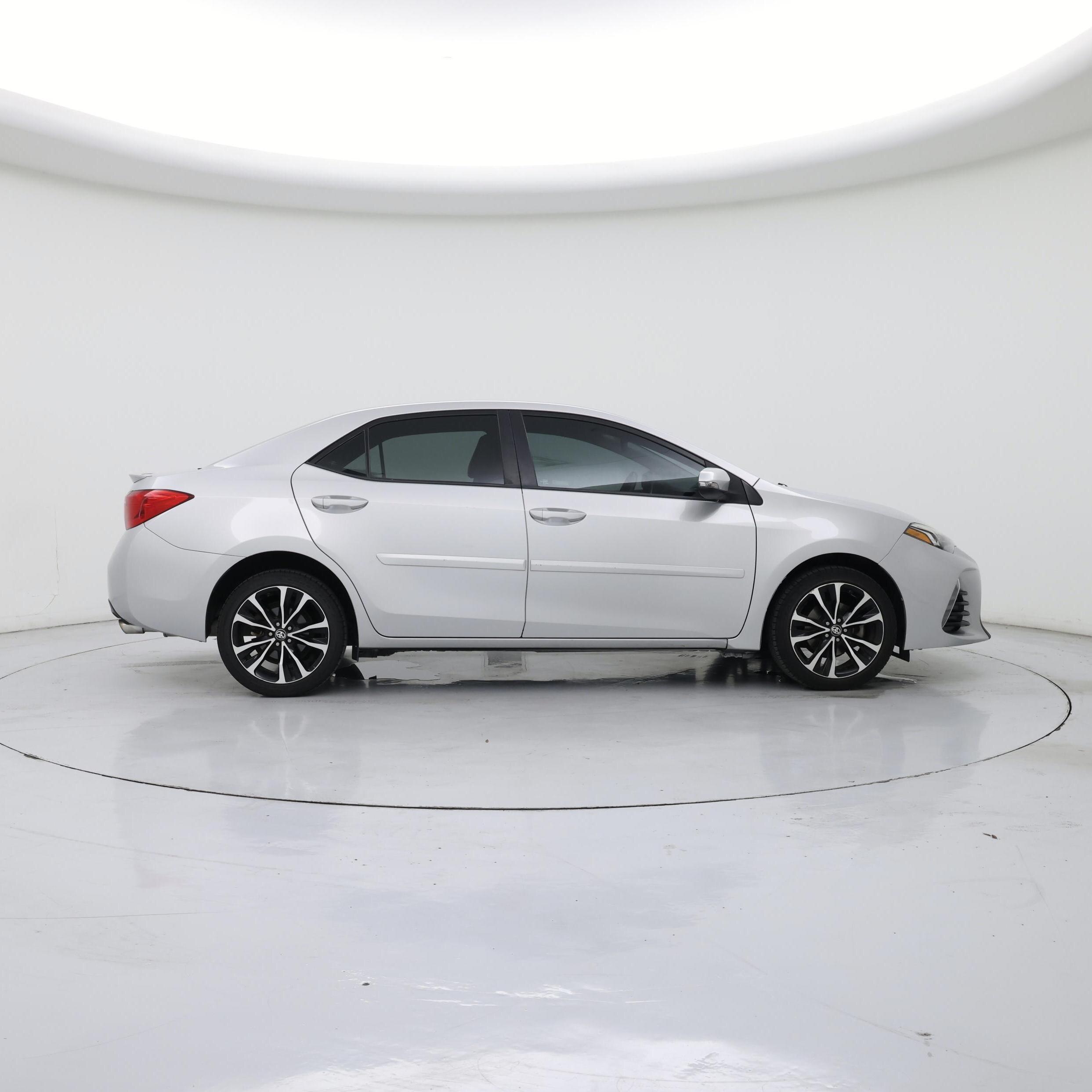 Thumbnail: 2017 Toyota Corolla - 7