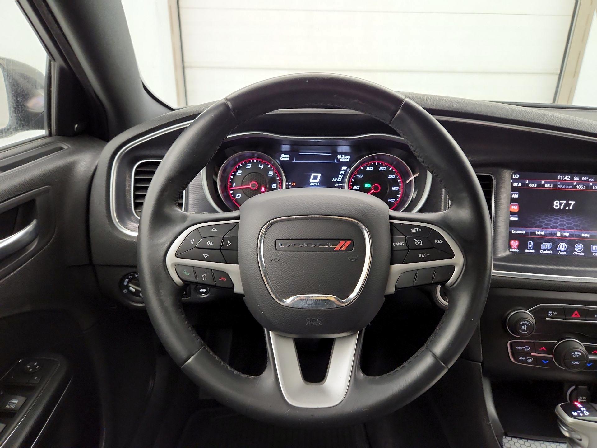 Thumbnail: 2016 Dodge Charger - 10