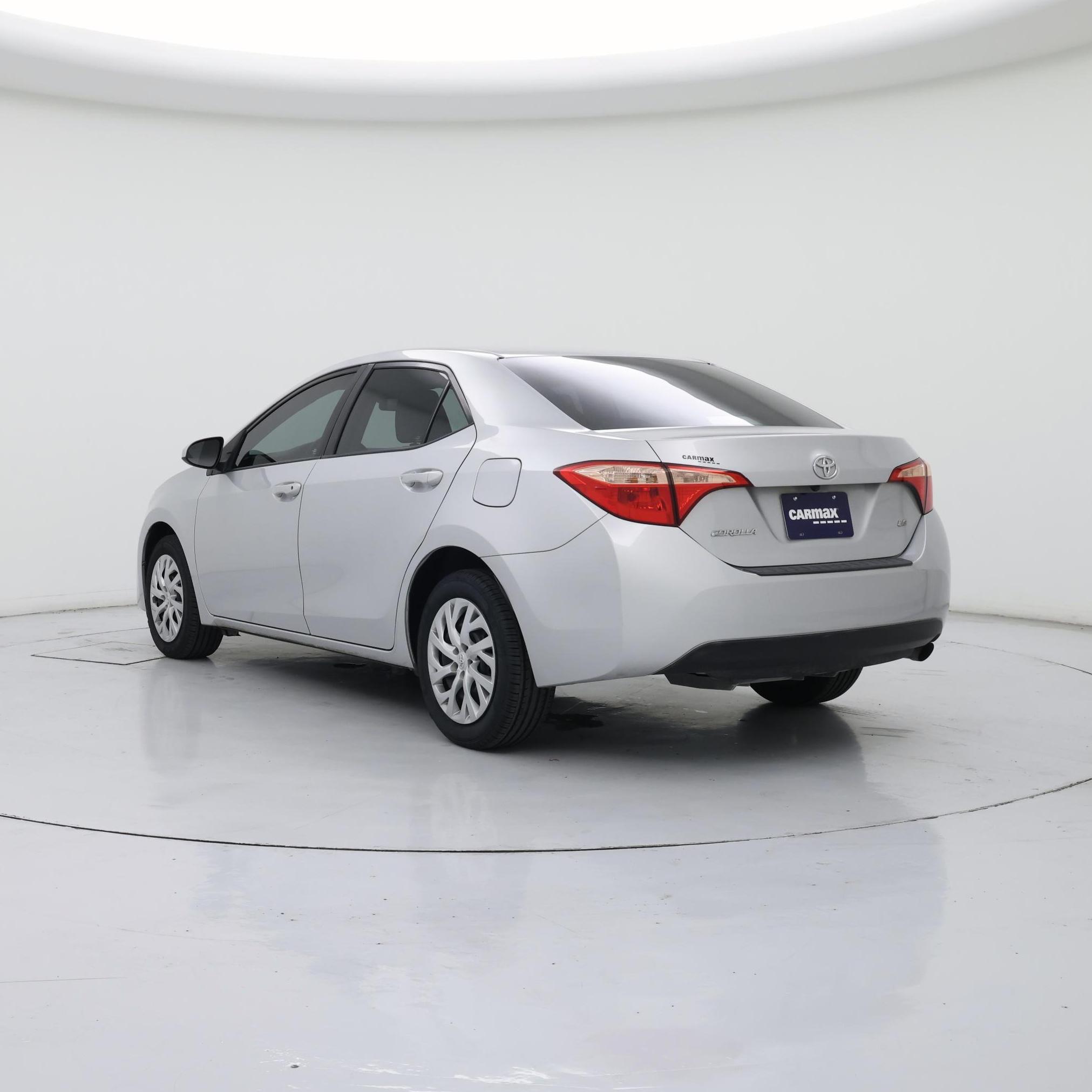 Thumbnail: 2018 Toyota Corolla - 2