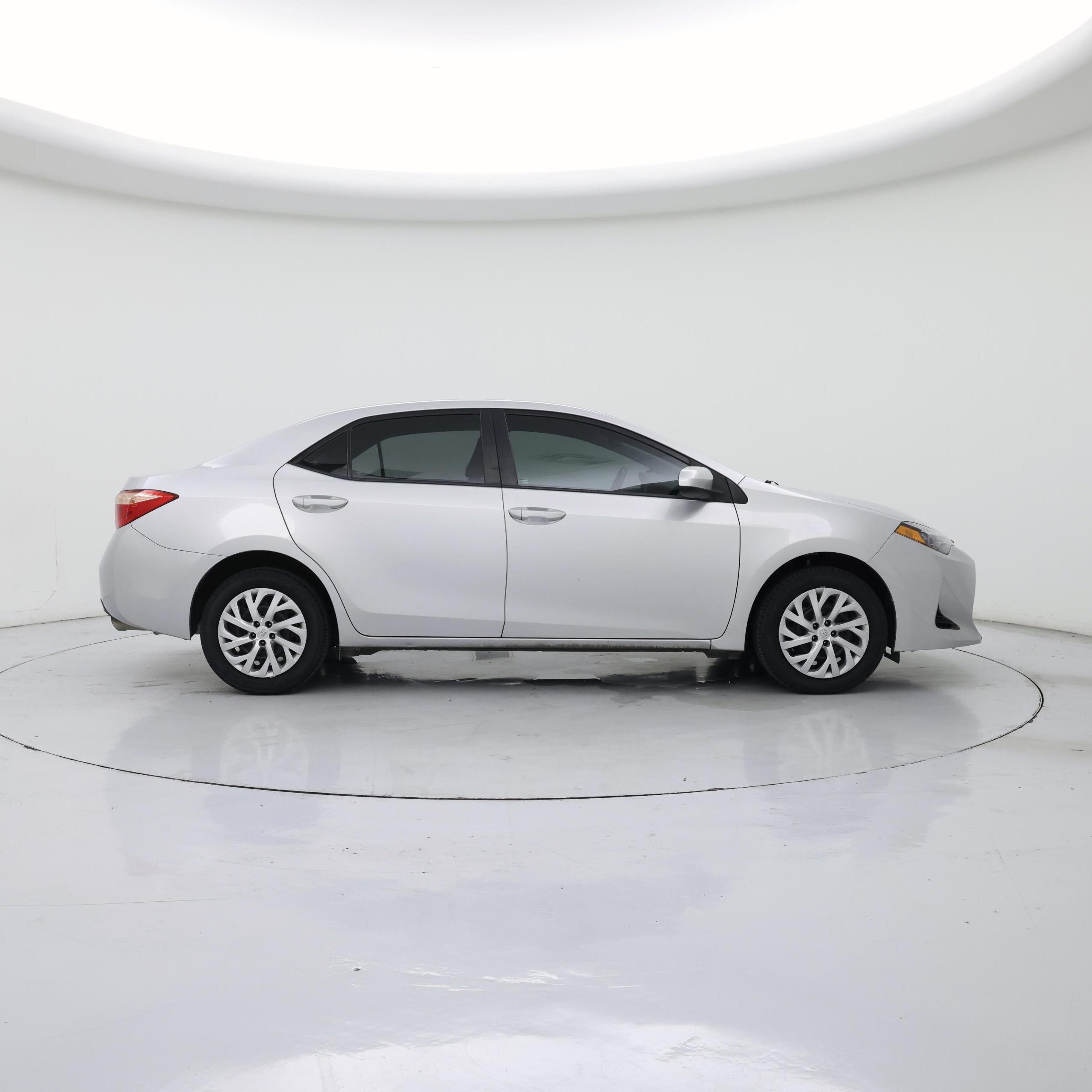 Thumbnail: 2018 Toyota Corolla - 7