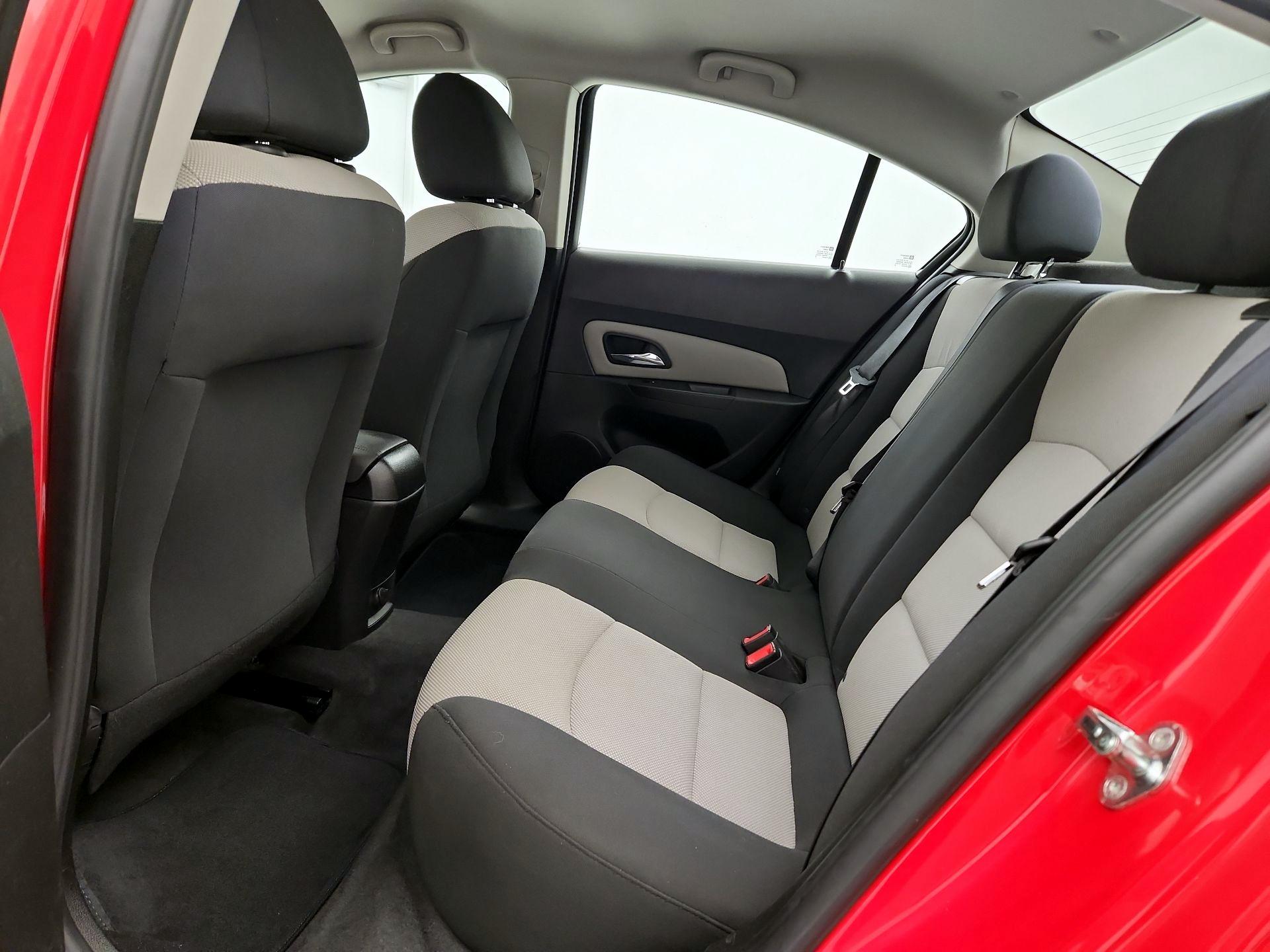 Thumbnail: 2016 Chevrolet Cruze - 18