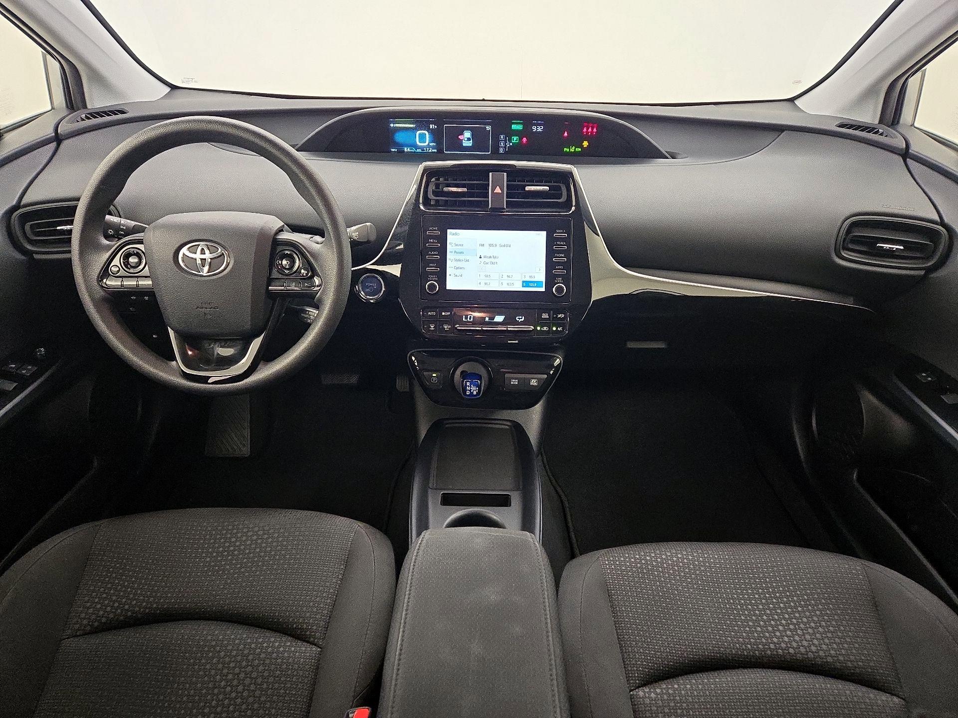 Thumbnail: 2020 Toyota Prius - 9