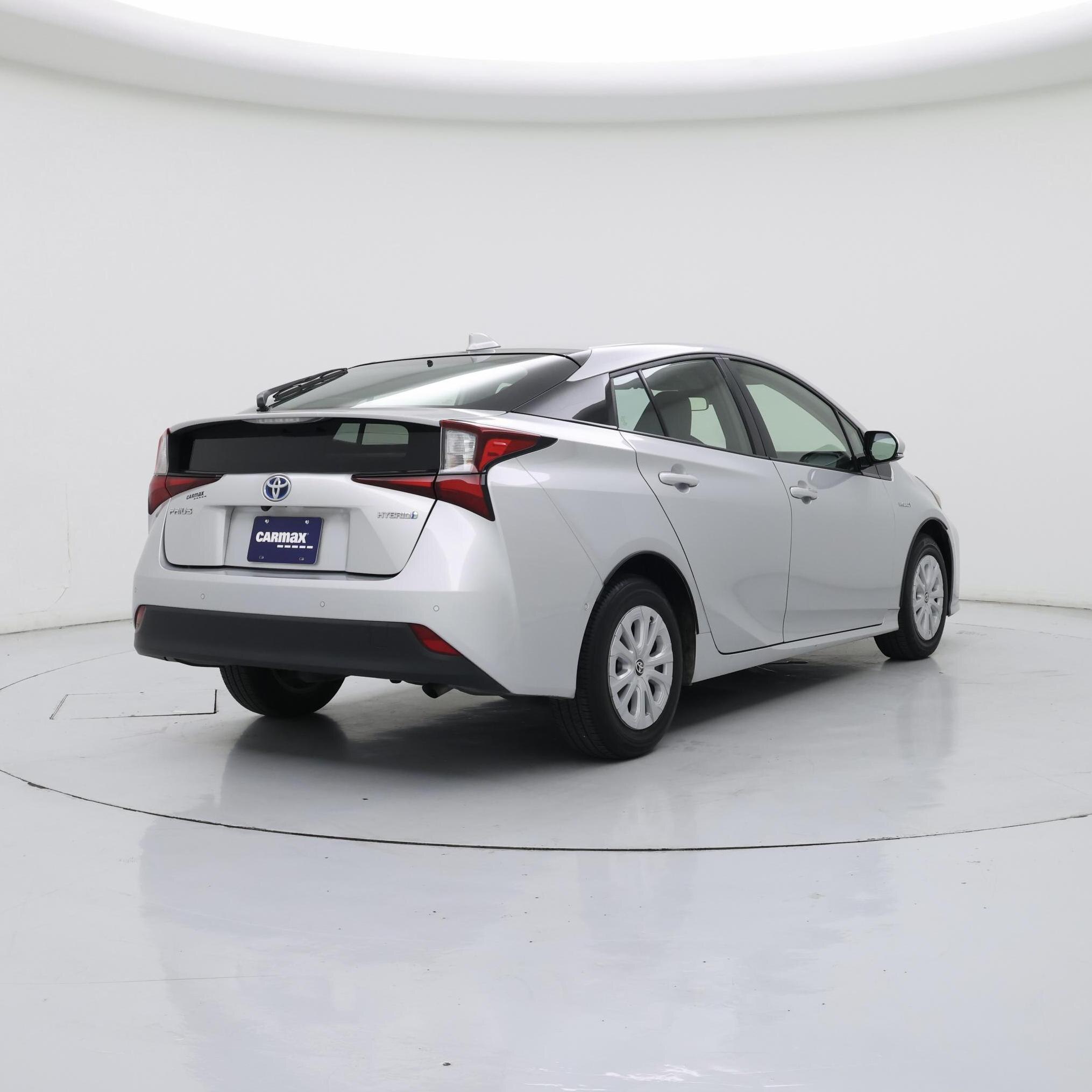 Thumbnail: 2020 Toyota Prius - 8