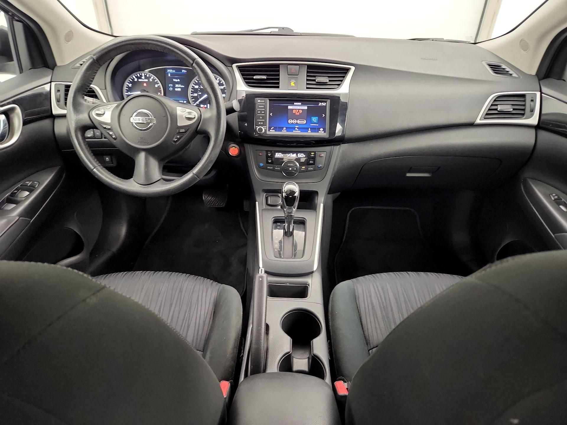 Thumbnail: 2019 Nissan Sentra - 9