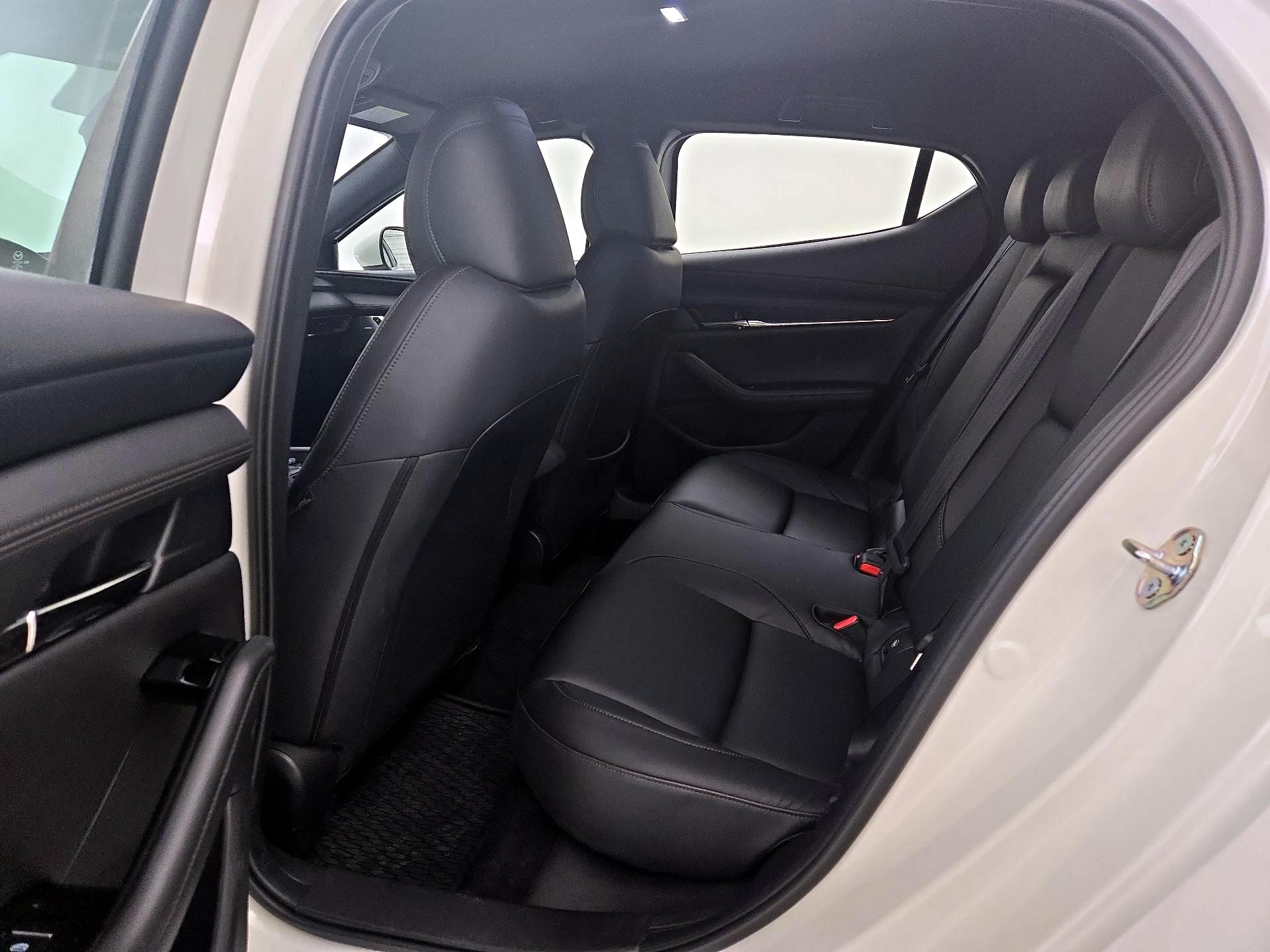 Thumbnail: 2019 Mazda Mazda3 - 19