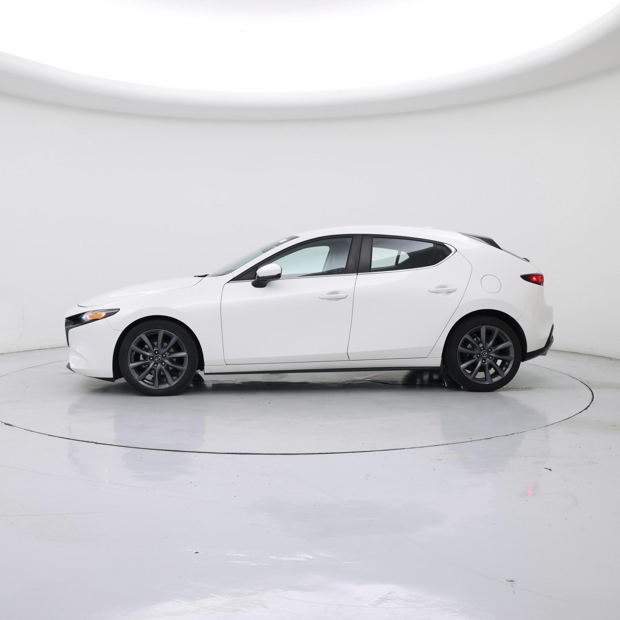 Thumbnail: 2019 Mazda Mazda3 - 3