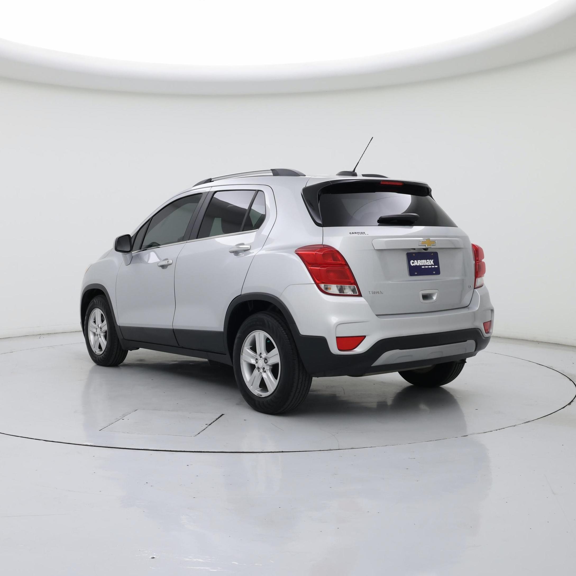 Thumbnail: 2020 Chevrolet Trax - 2