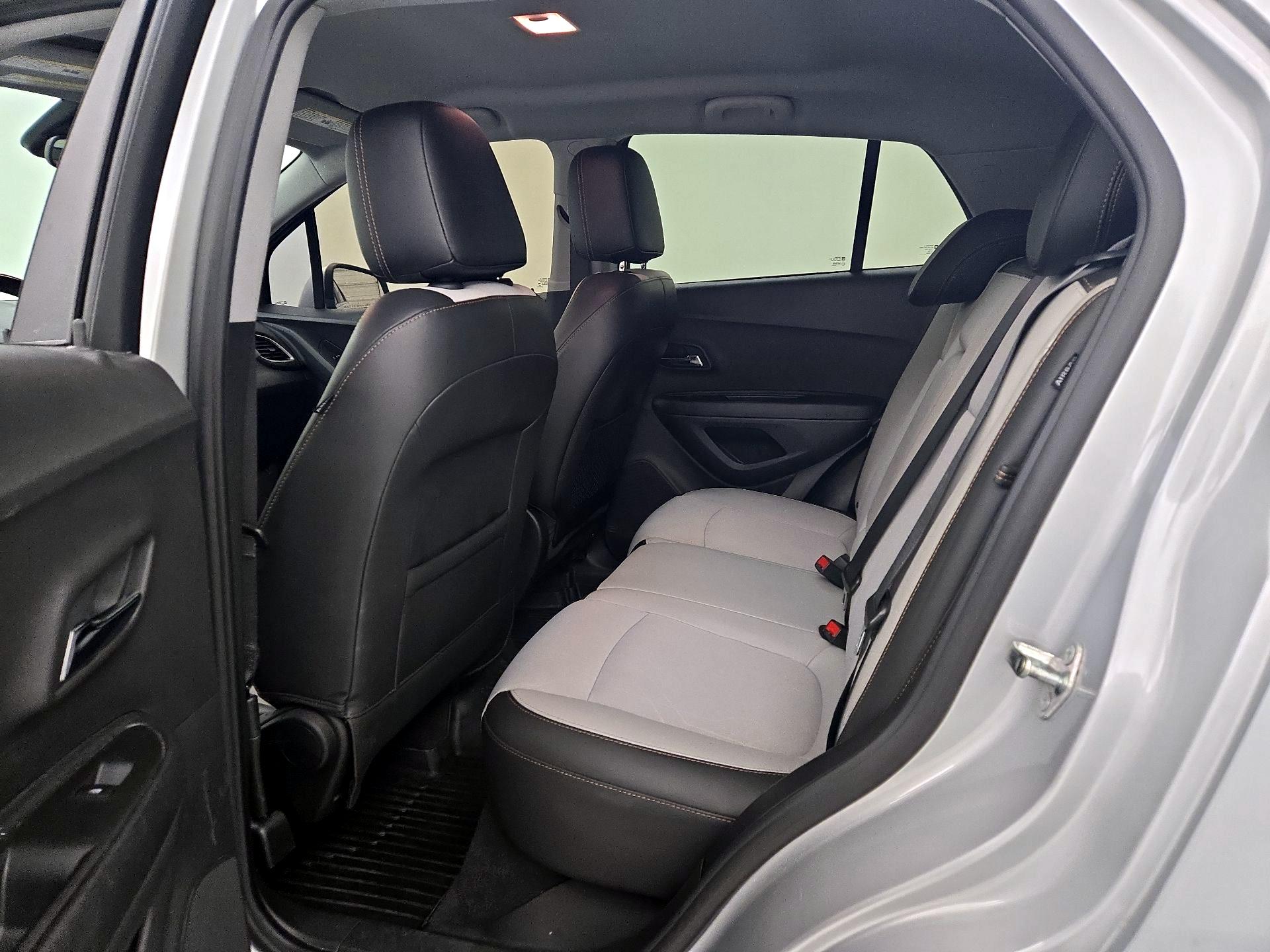 Thumbnail: 2020 Chevrolet Trax - 19
