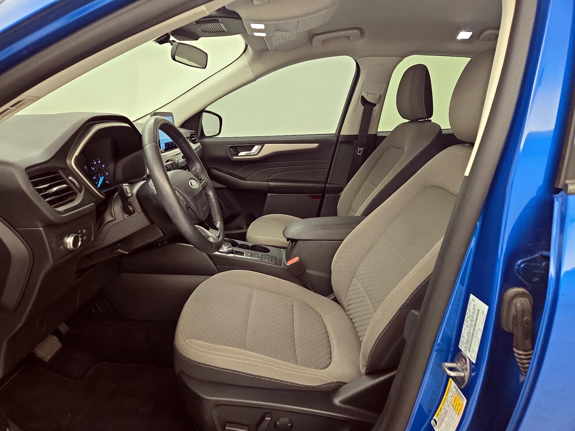 Thumbnail: 2021 Ford Escape - 11