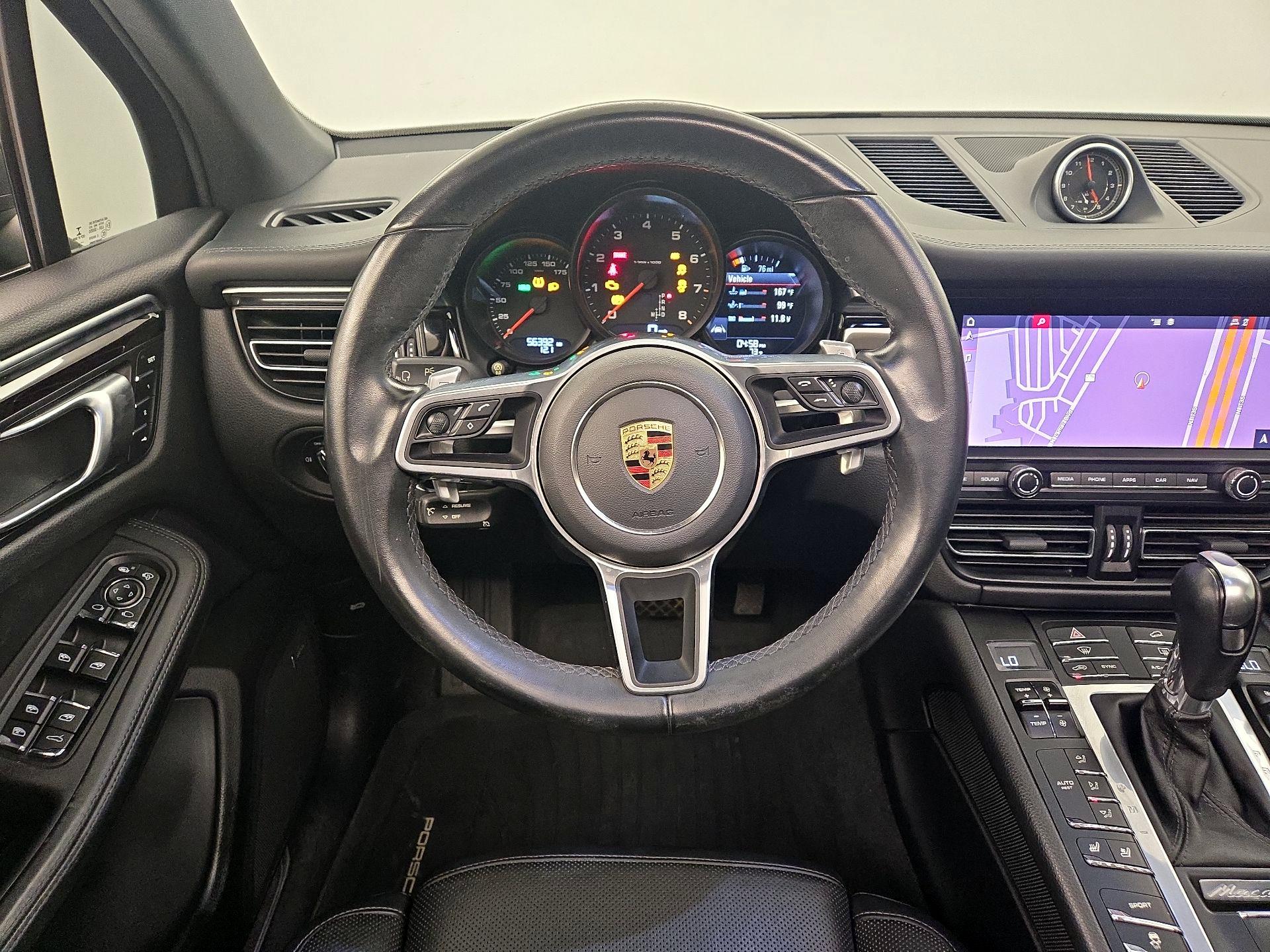 Thumbnail: 2019 Porsche Macan - 10