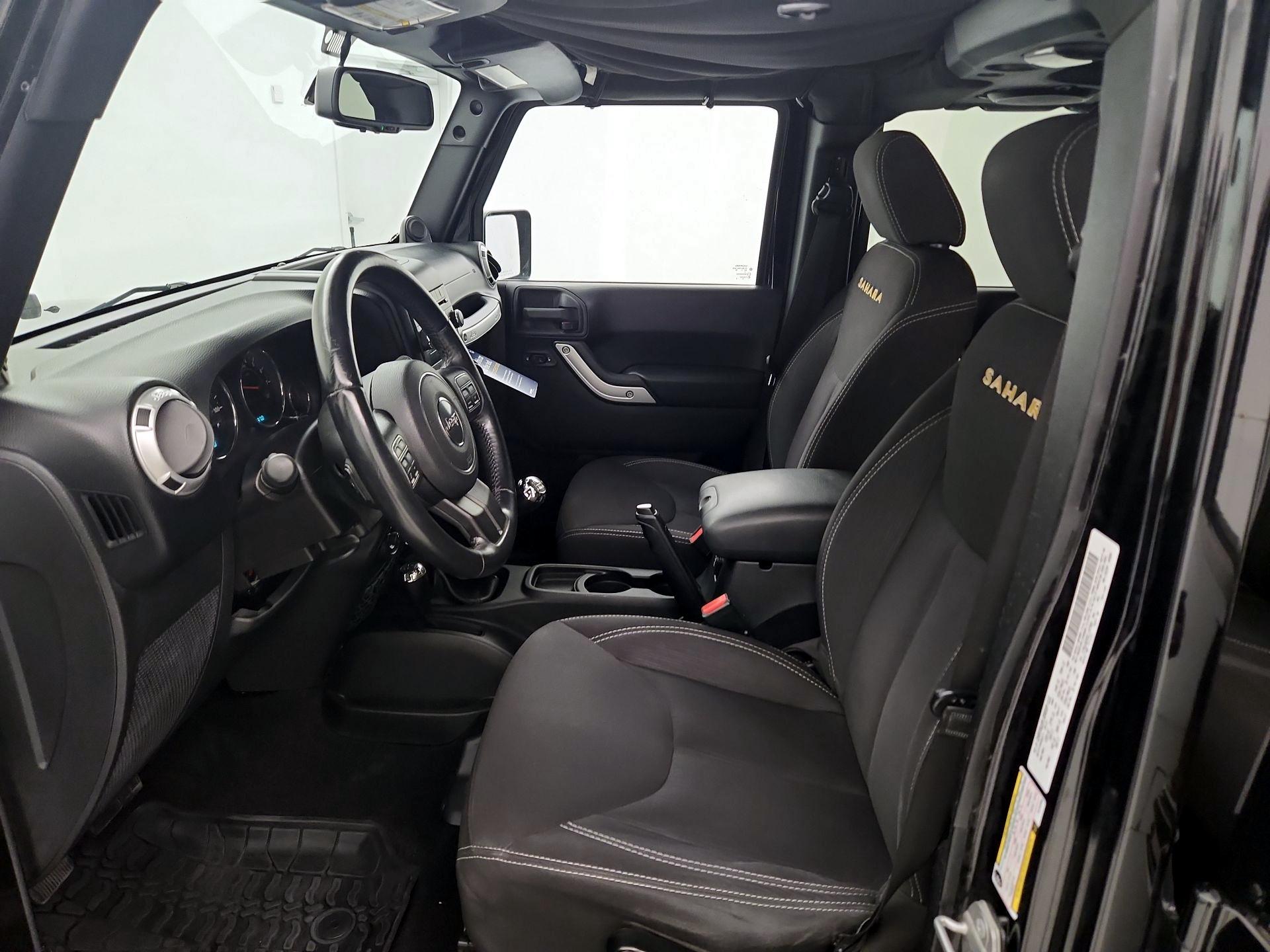 Thumbnail: 2014 Jeep Wrangler - 11