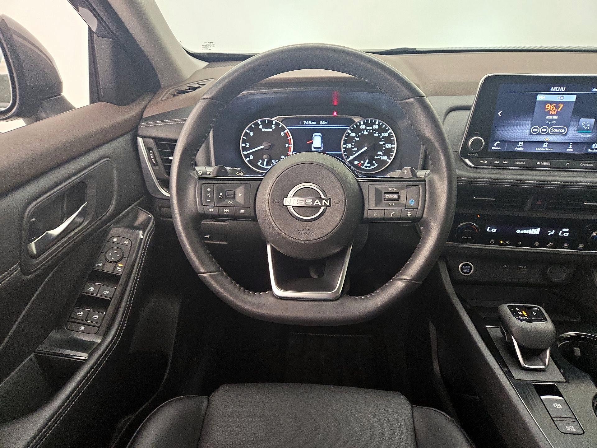 Thumbnail: 2023 Nissan Rogue - 10