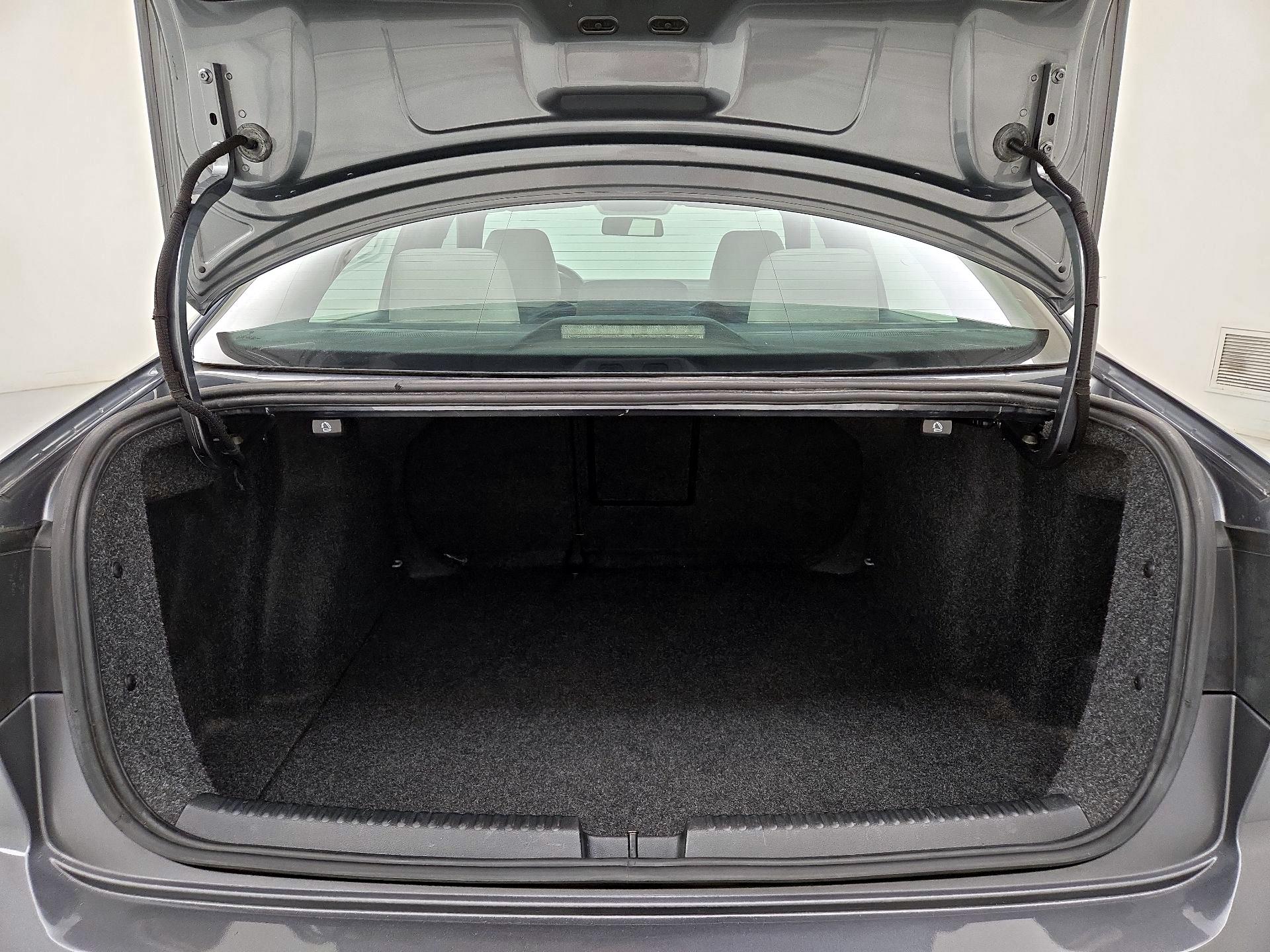 Thumbnail: 2016 Volkswagen Jetta - 20