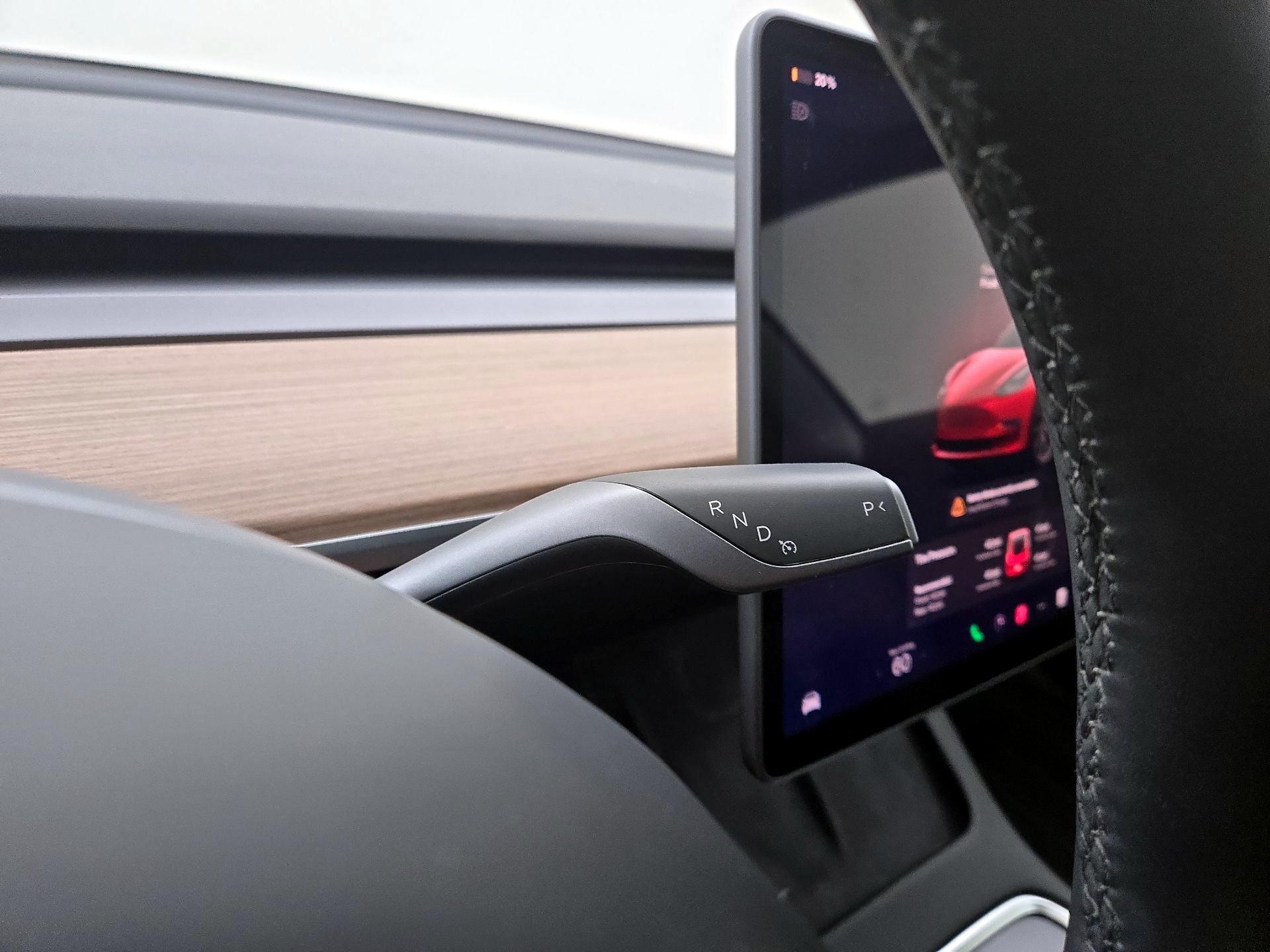 Thumbnail: 2023 Tesla Model 3 - 17