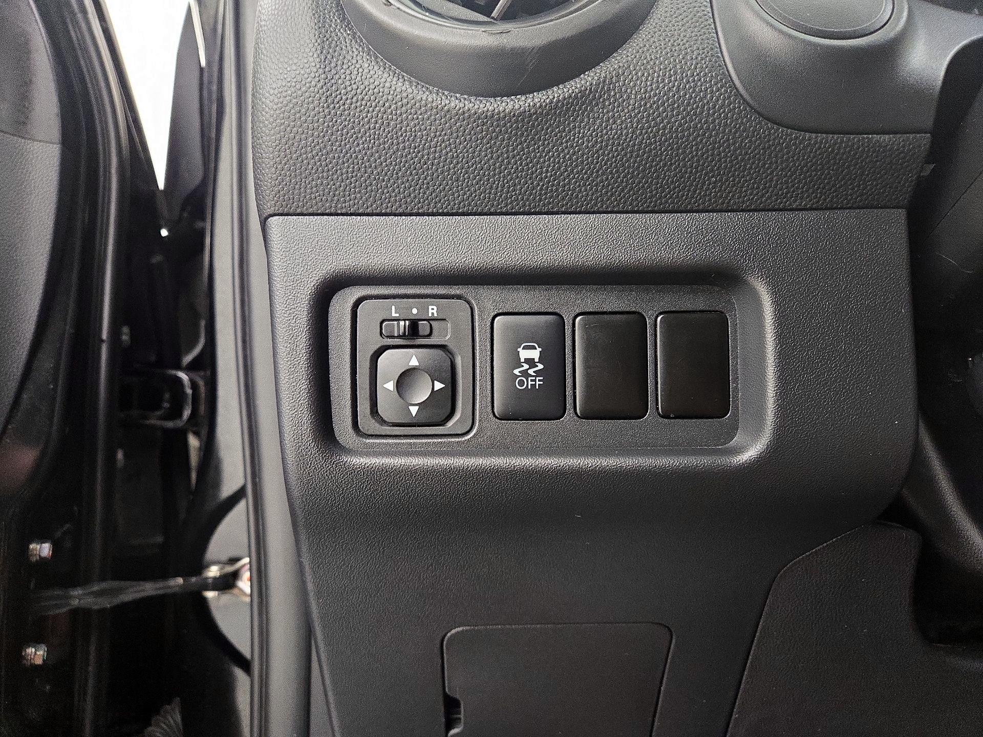 Thumbnail: 2018 Mitsubishi Mirage G4 - 13