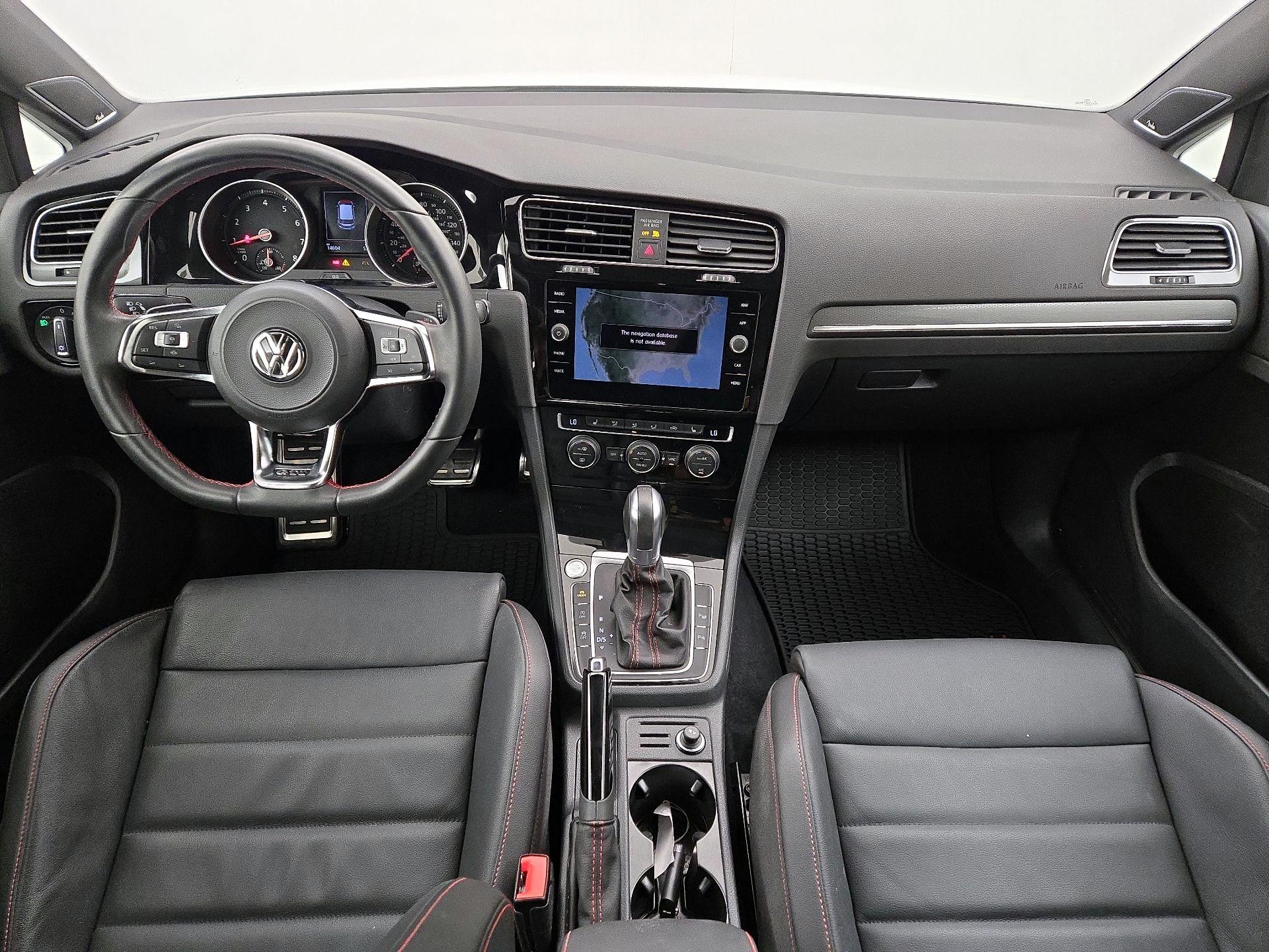 Thumbnail: 2019 Volkswagen Golf - 9