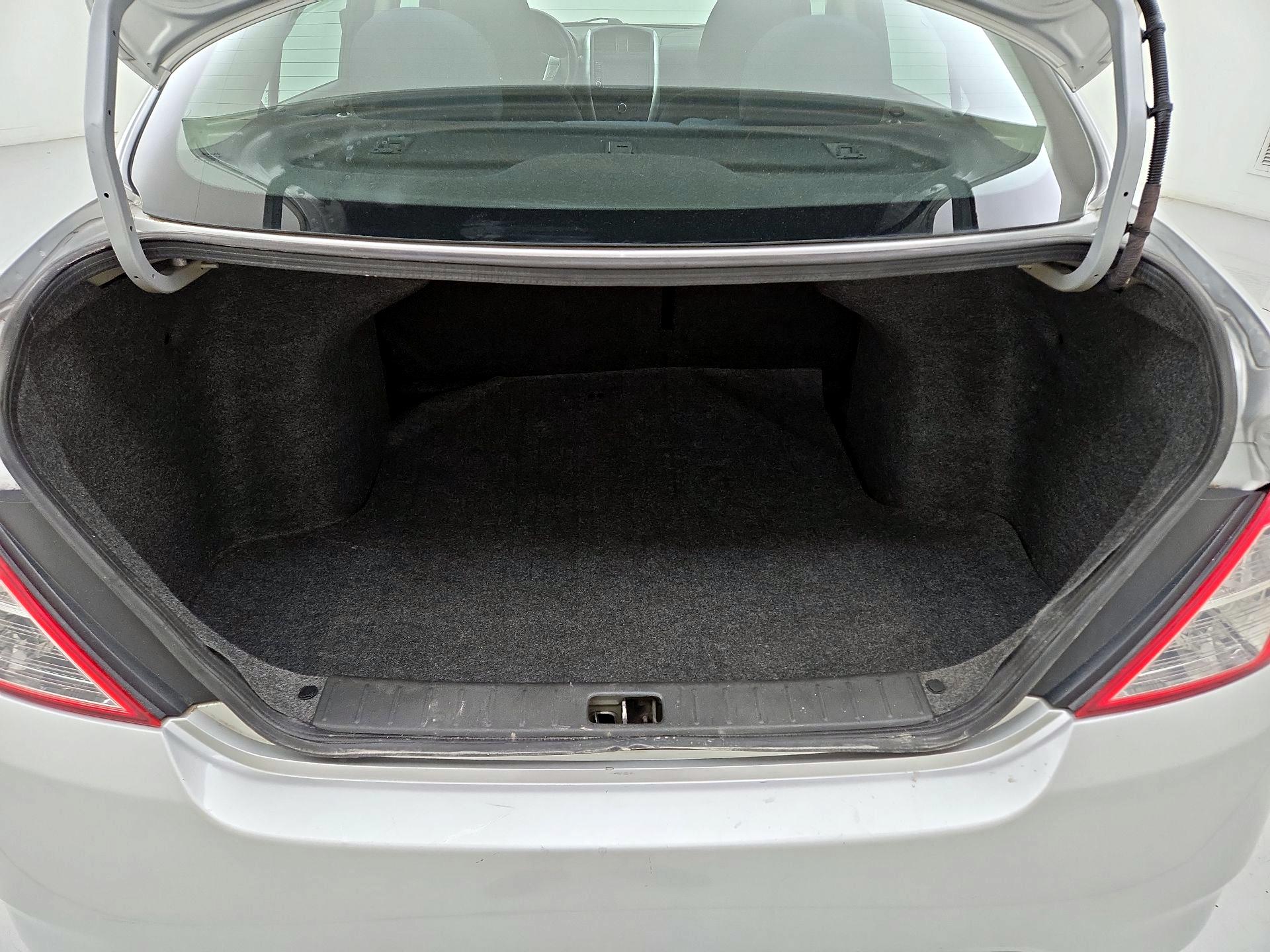 Thumbnail: 2019 Nissan Versa - 20