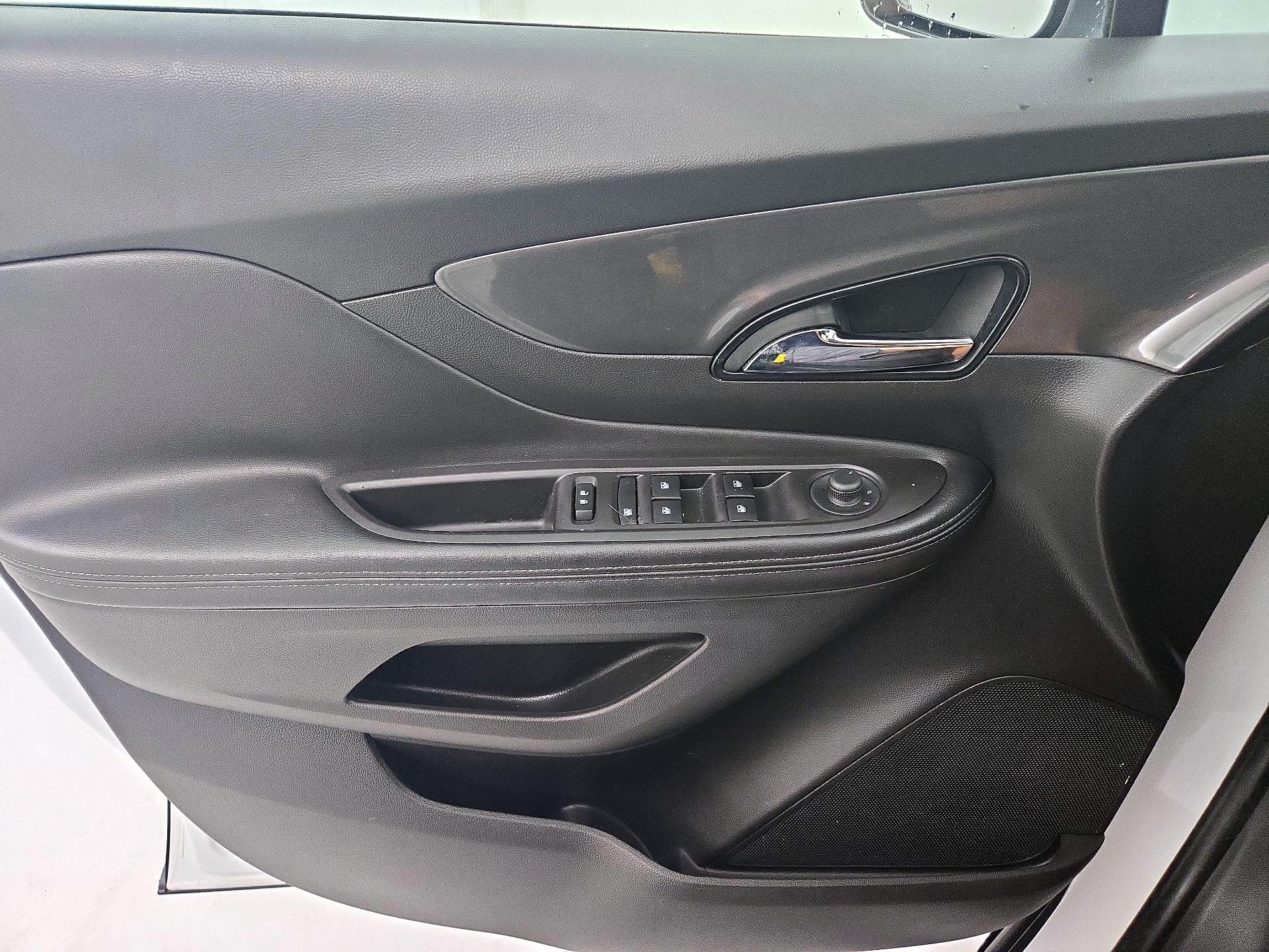 Thumbnail: 2019 Buick Encore - 12