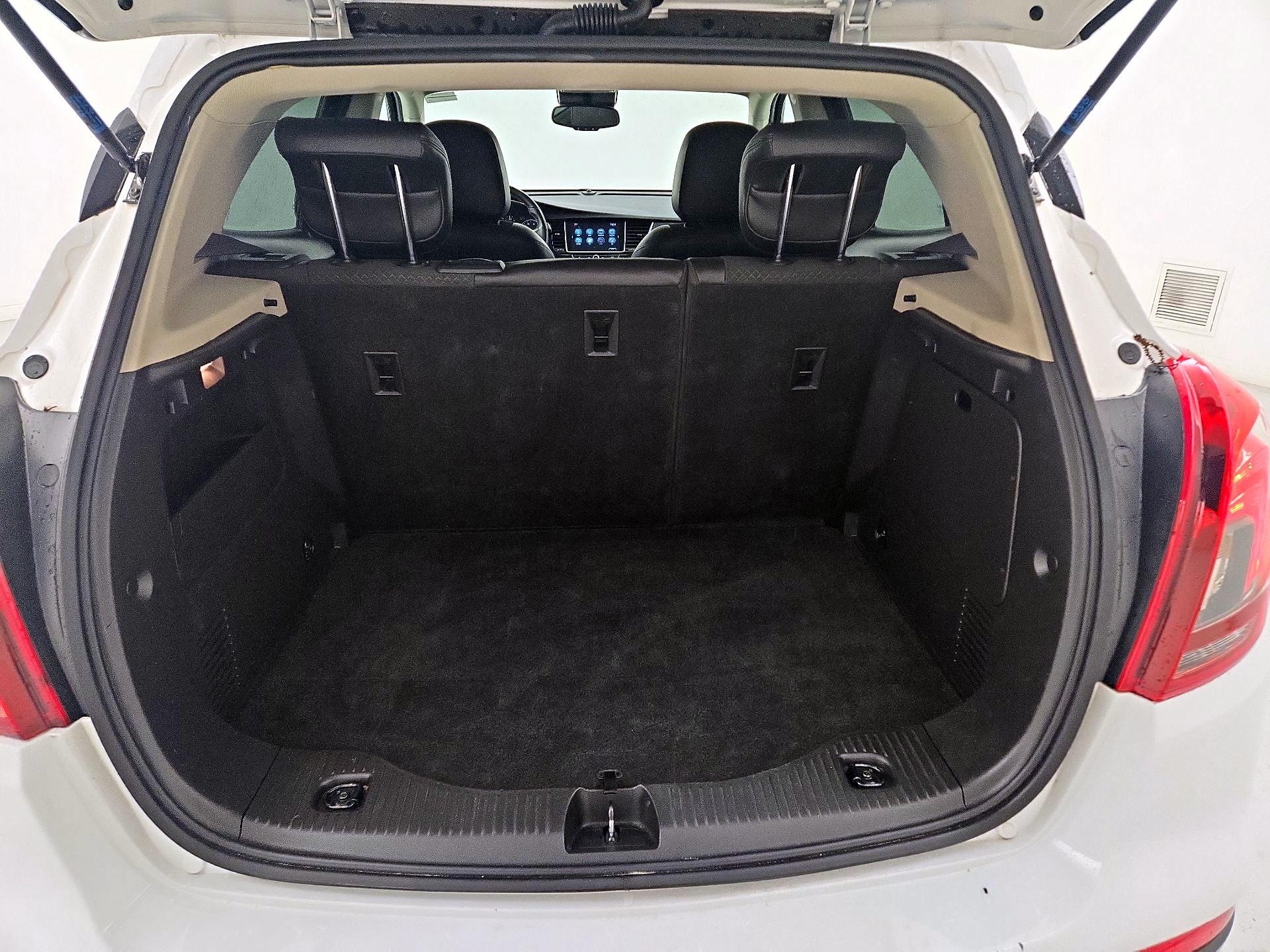 Thumbnail: 2019 Buick Encore - 20