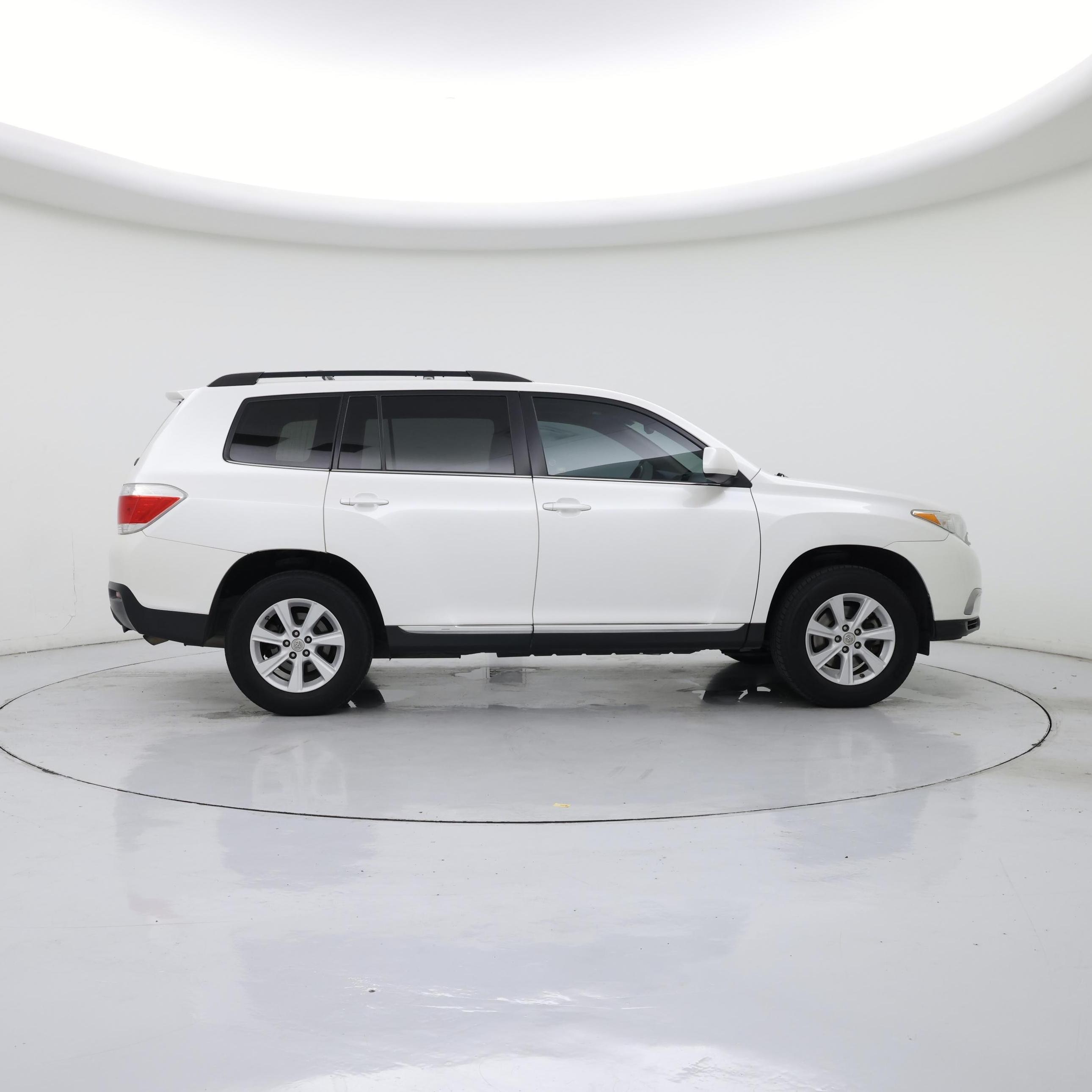 Thumbnail: 2013 Toyota Highlander - 7