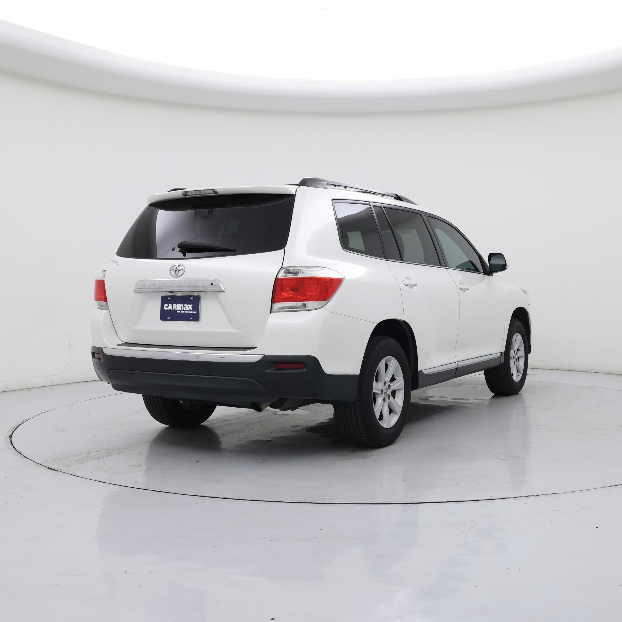Thumbnail: 2013 Toyota Highlander - 8