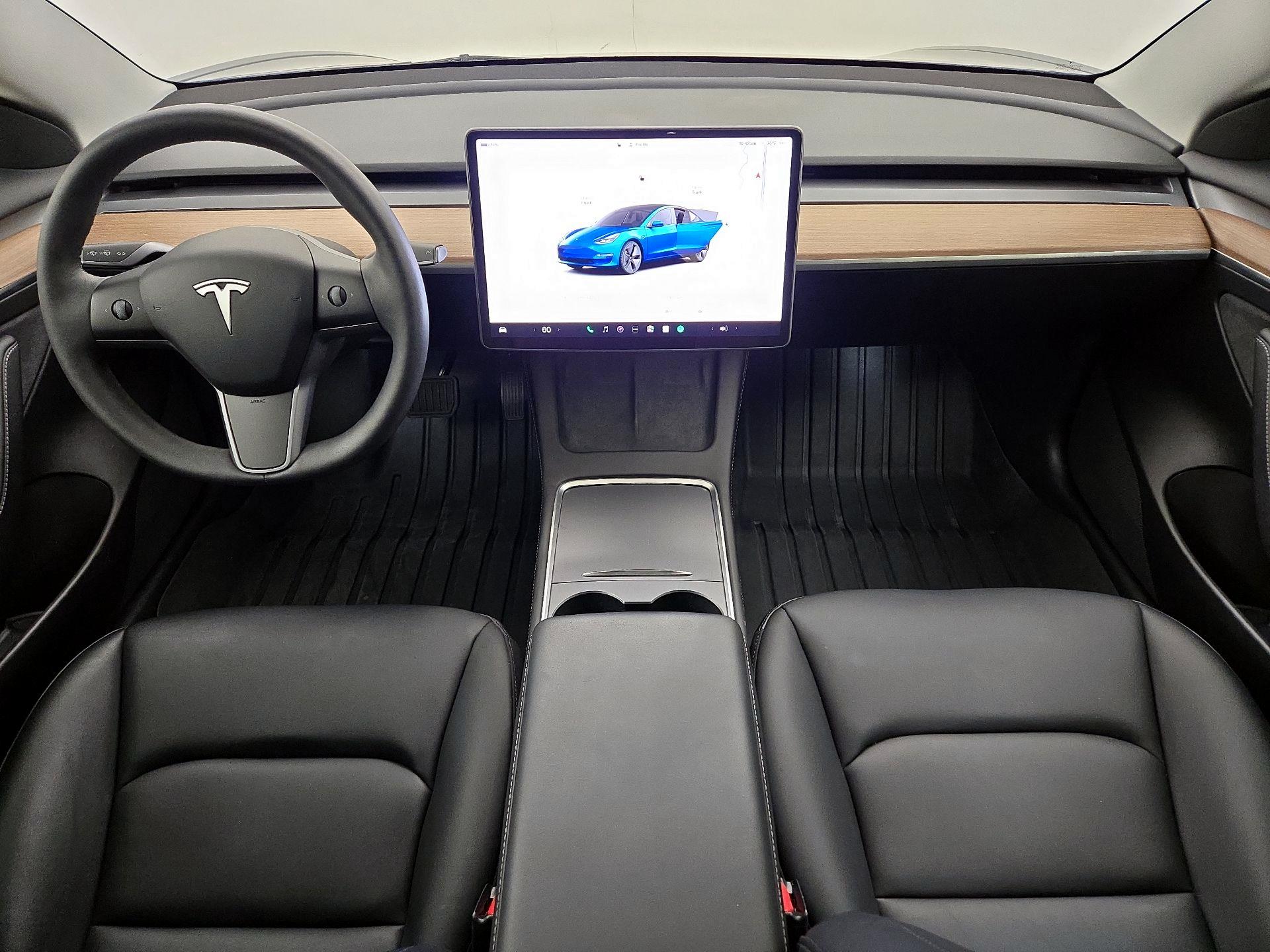 Thumbnail: 2022 Tesla Model 3 - 9