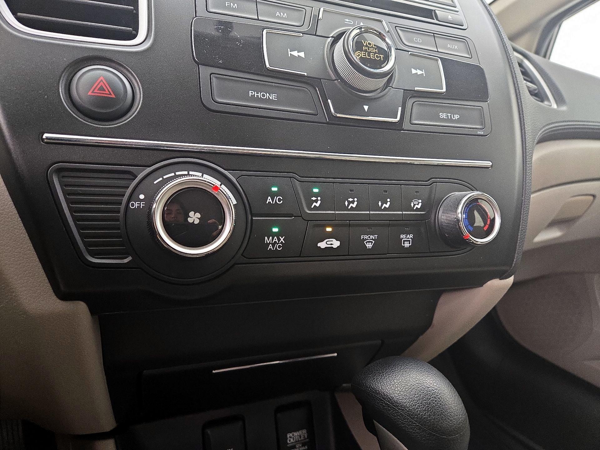 Thumbnail: 2015 Honda Civic - 16