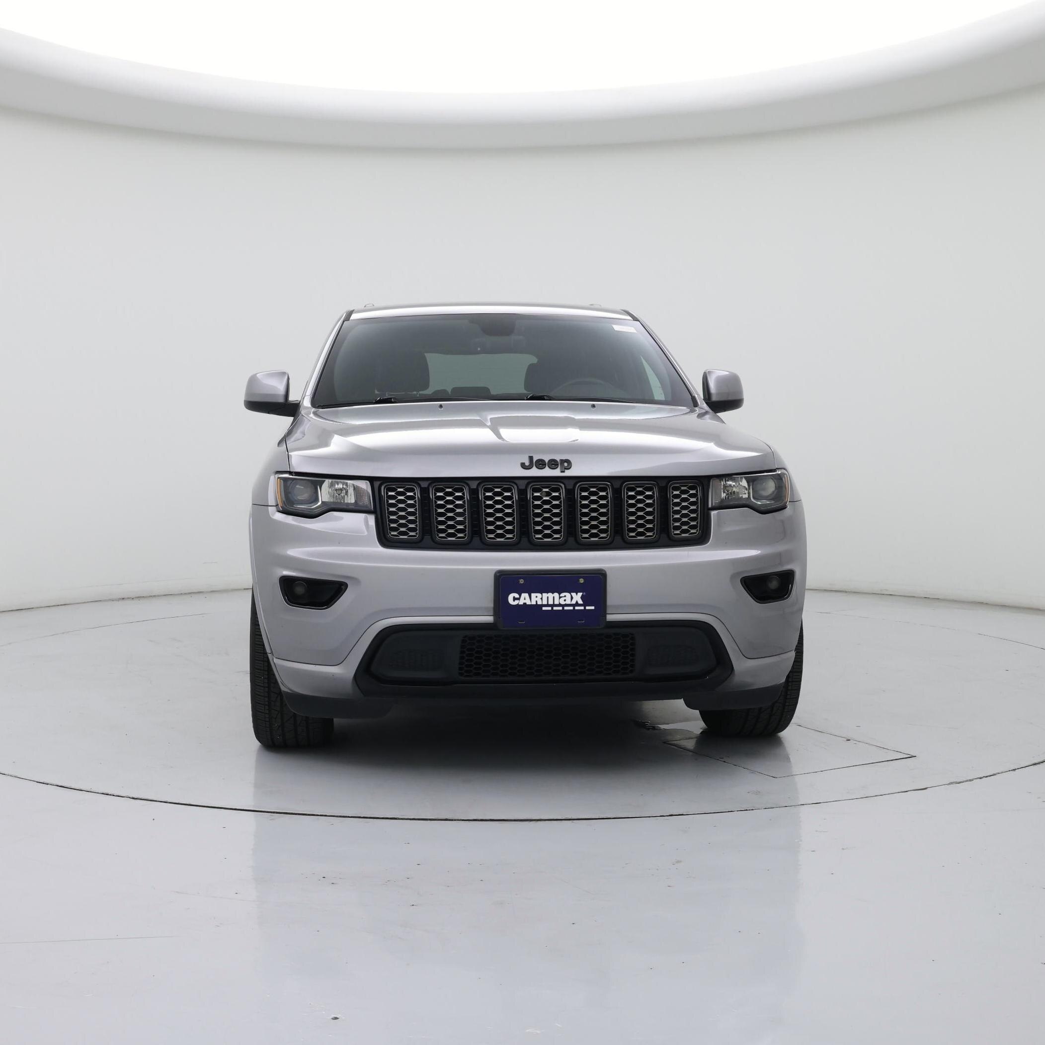 Thumbnail: 2017 Jeep Grand Cherokee - 5