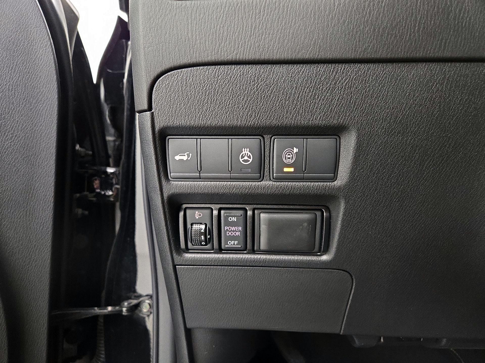 Thumbnail: 2018 Nissan Armada - 13