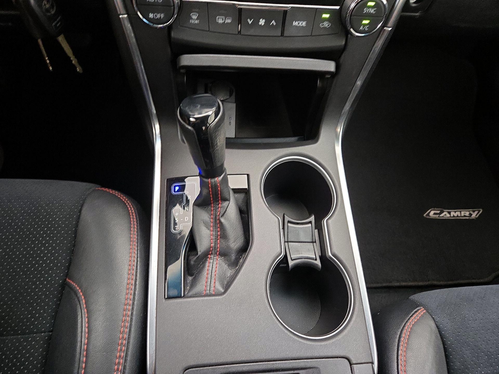 Thumbnail: 2017 Toyota Camry - 17
