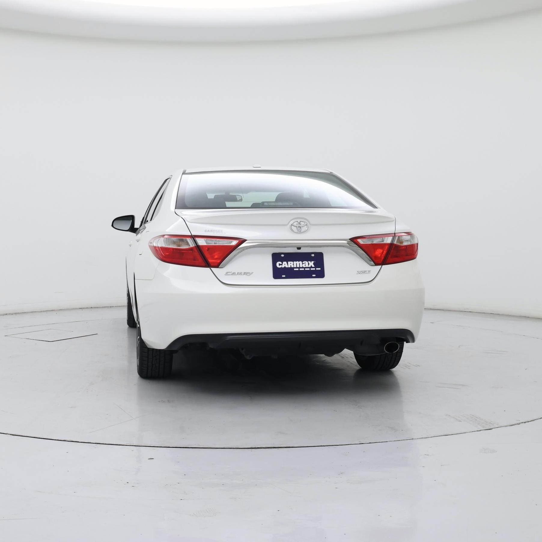 Thumbnail: 2017 Toyota Camry - 6