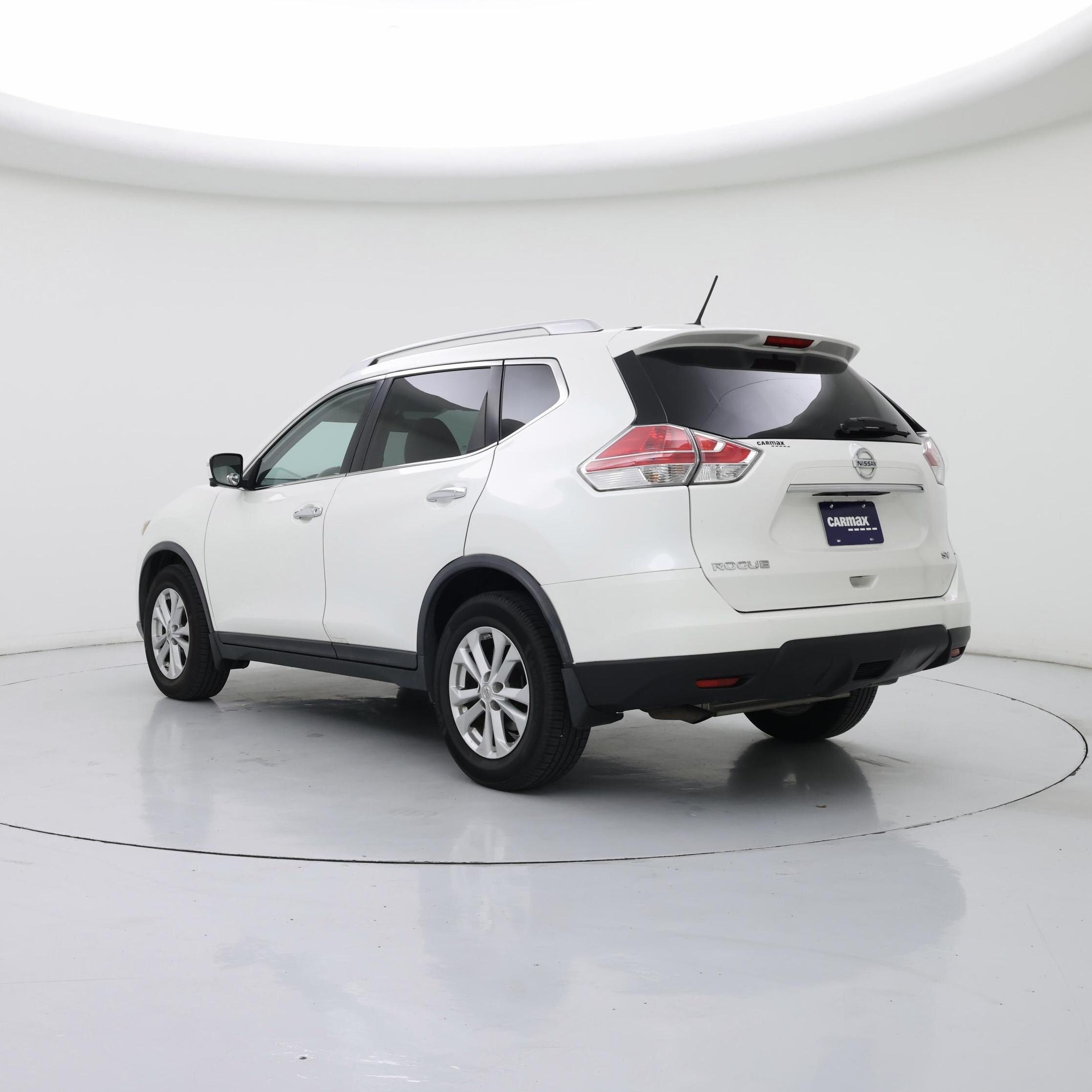 Thumbnail: 2015 Nissan Rogue - 2