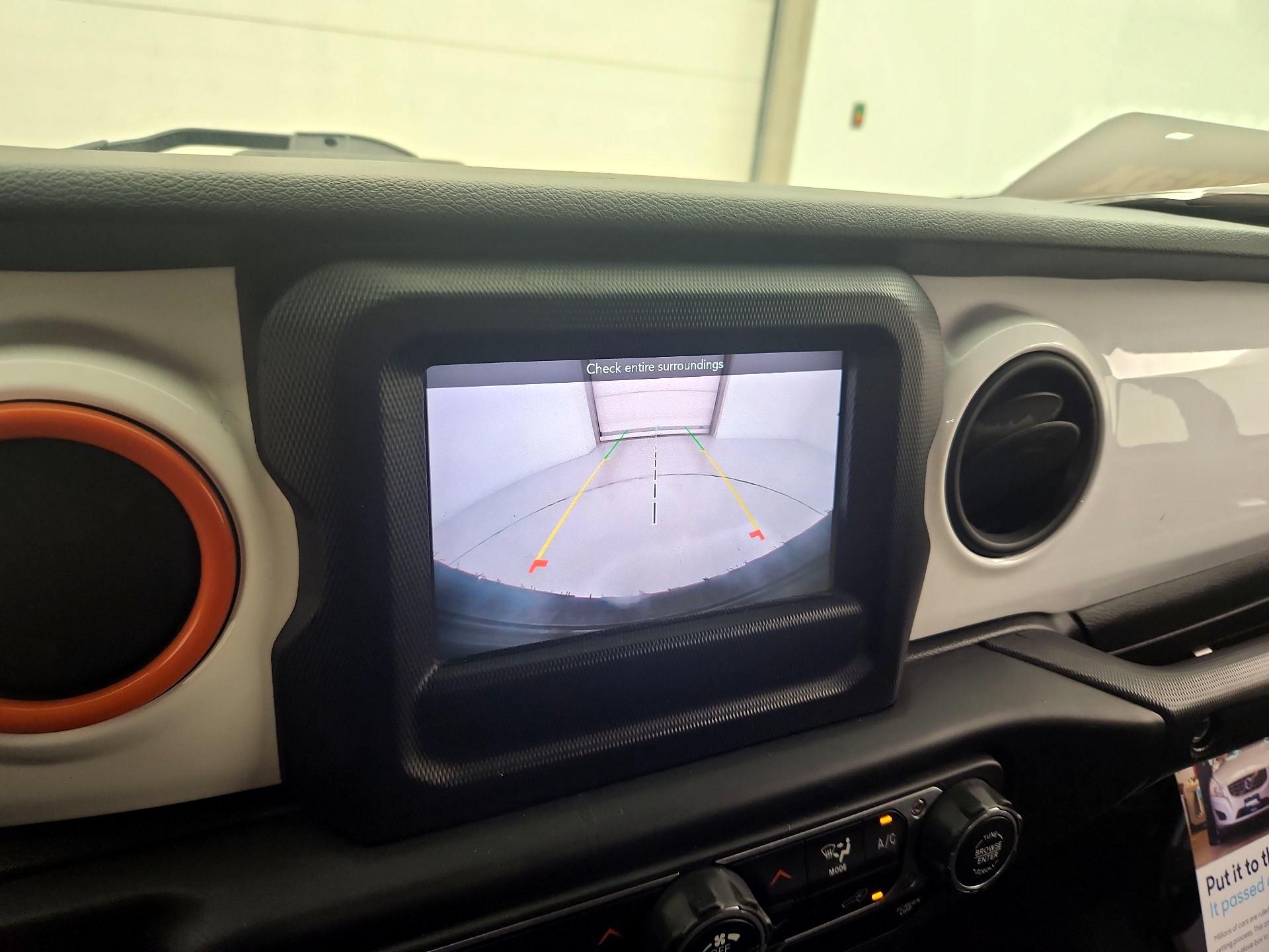 Thumbnail: 2021 Jeep Wrangler - 14