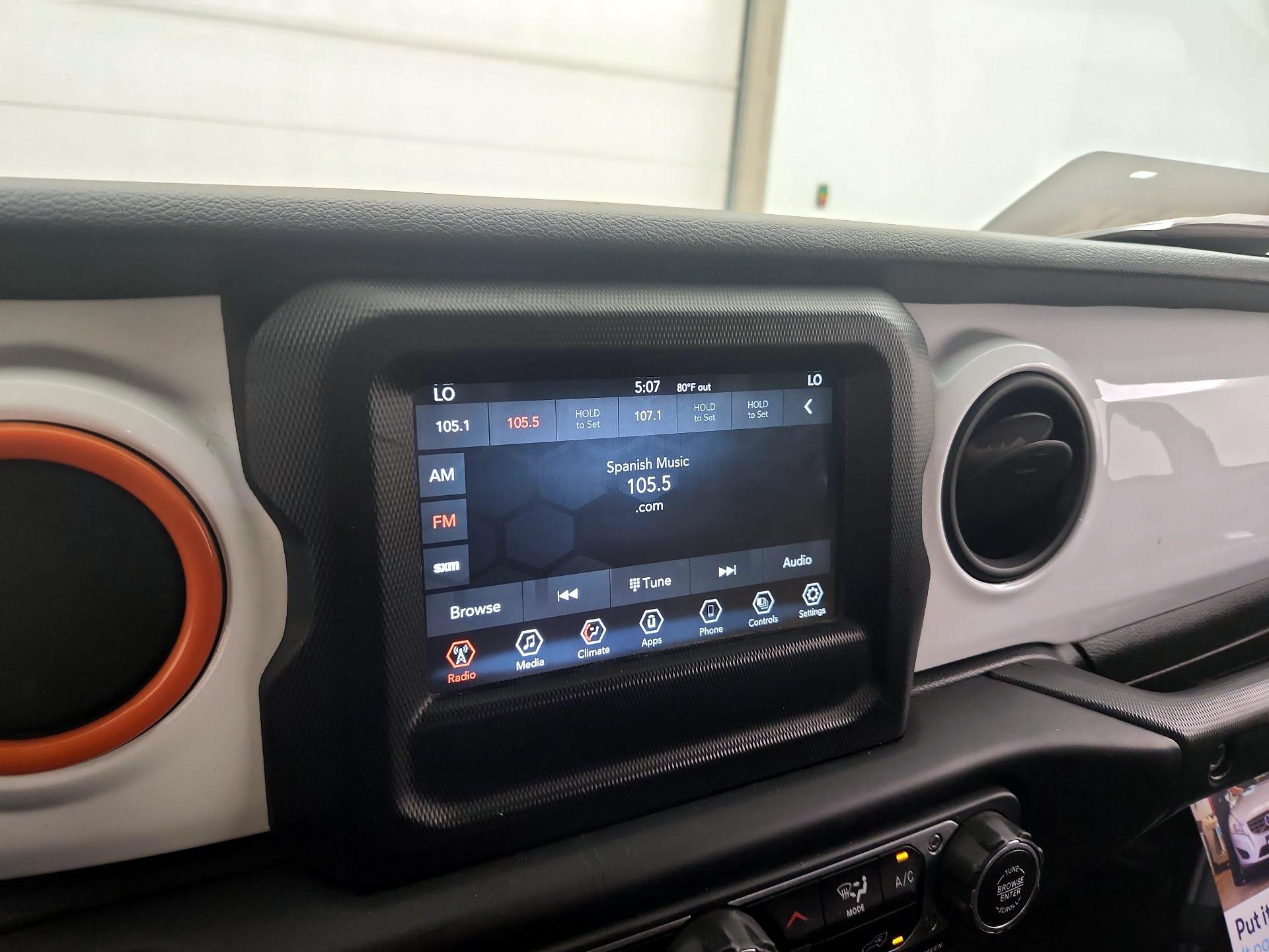 Thumbnail: 2021 Jeep Wrangler - 15