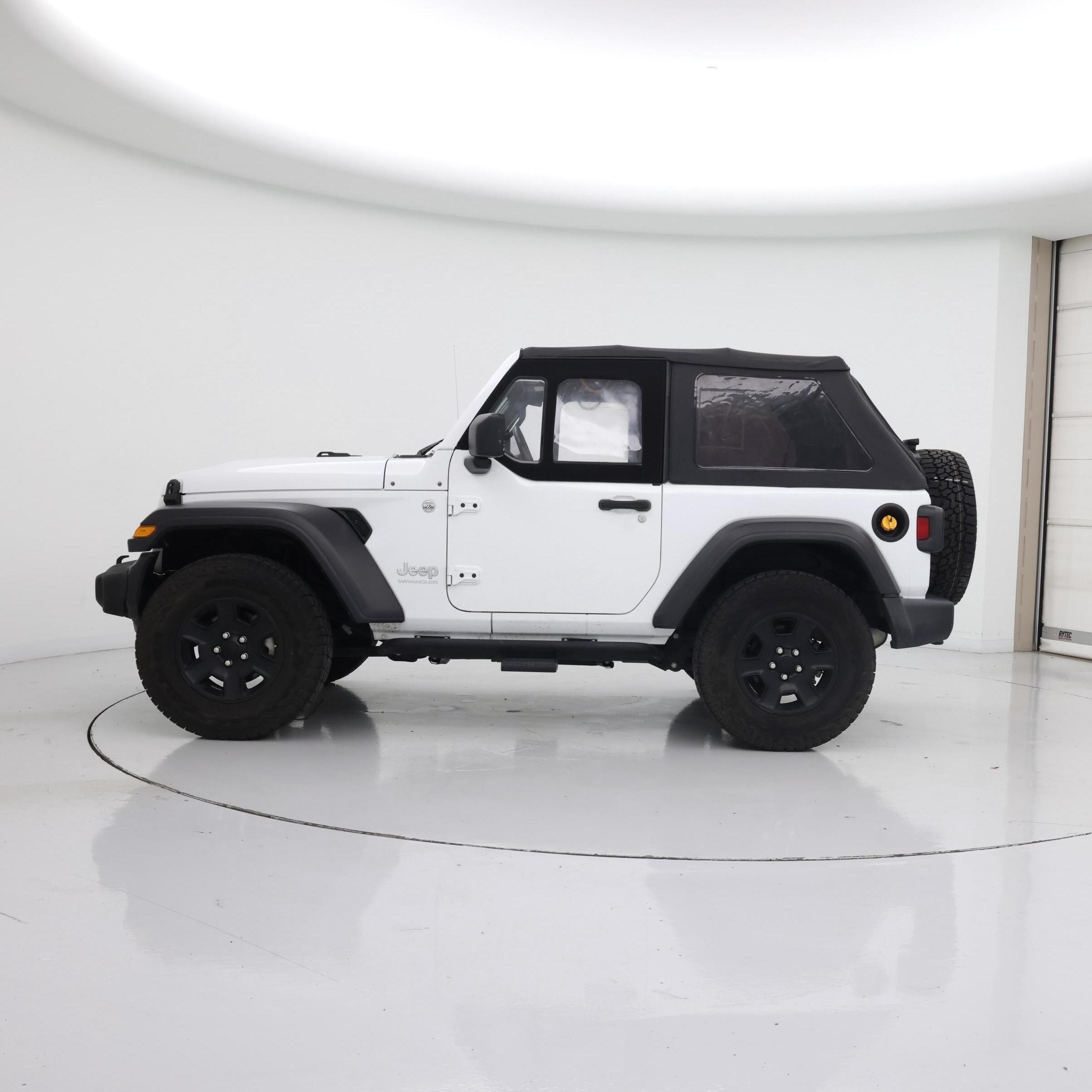 Thumbnail: 2021 Jeep Wrangler - 3
