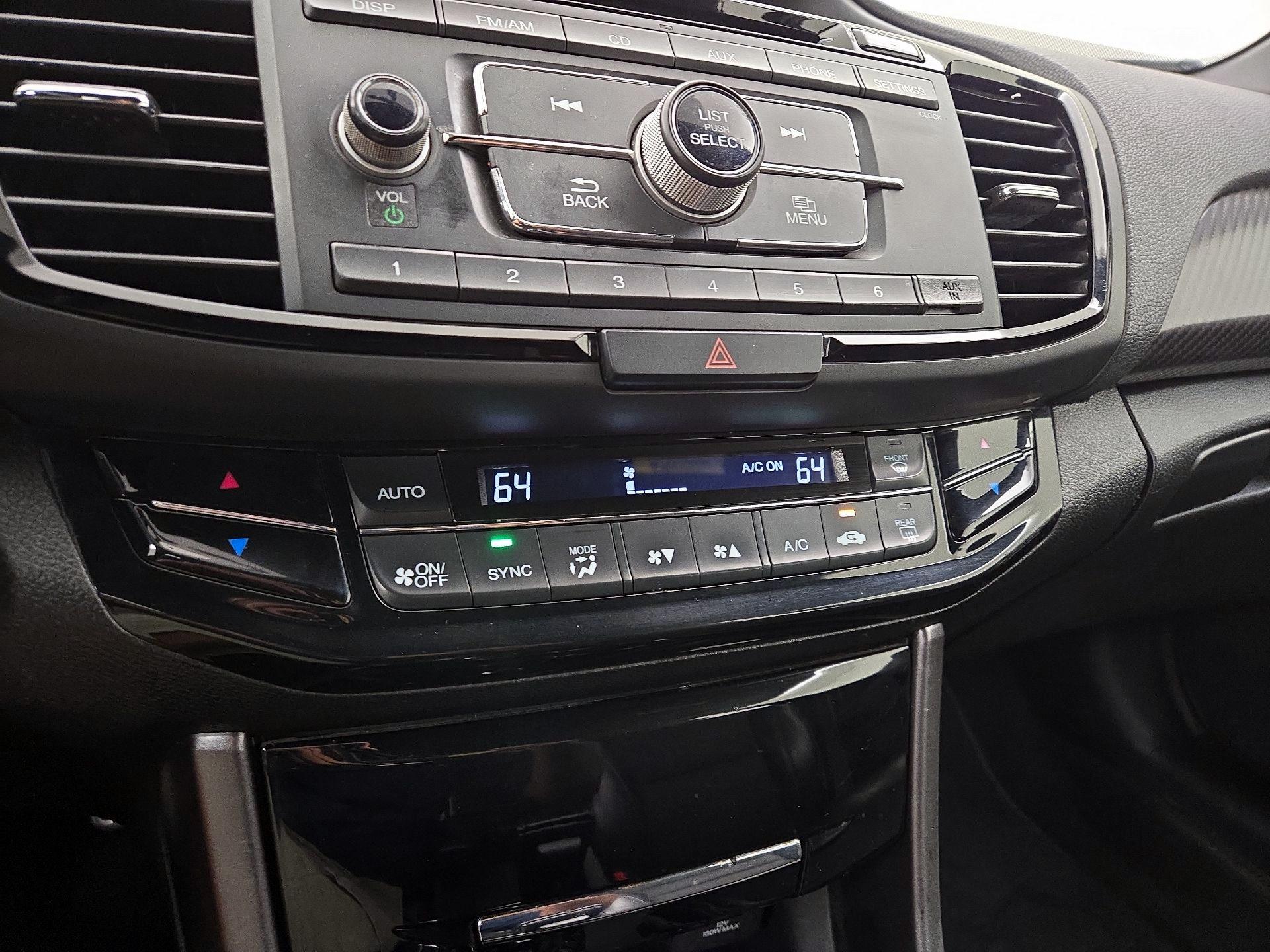 Thumbnail: 2016 Honda Accord - 16