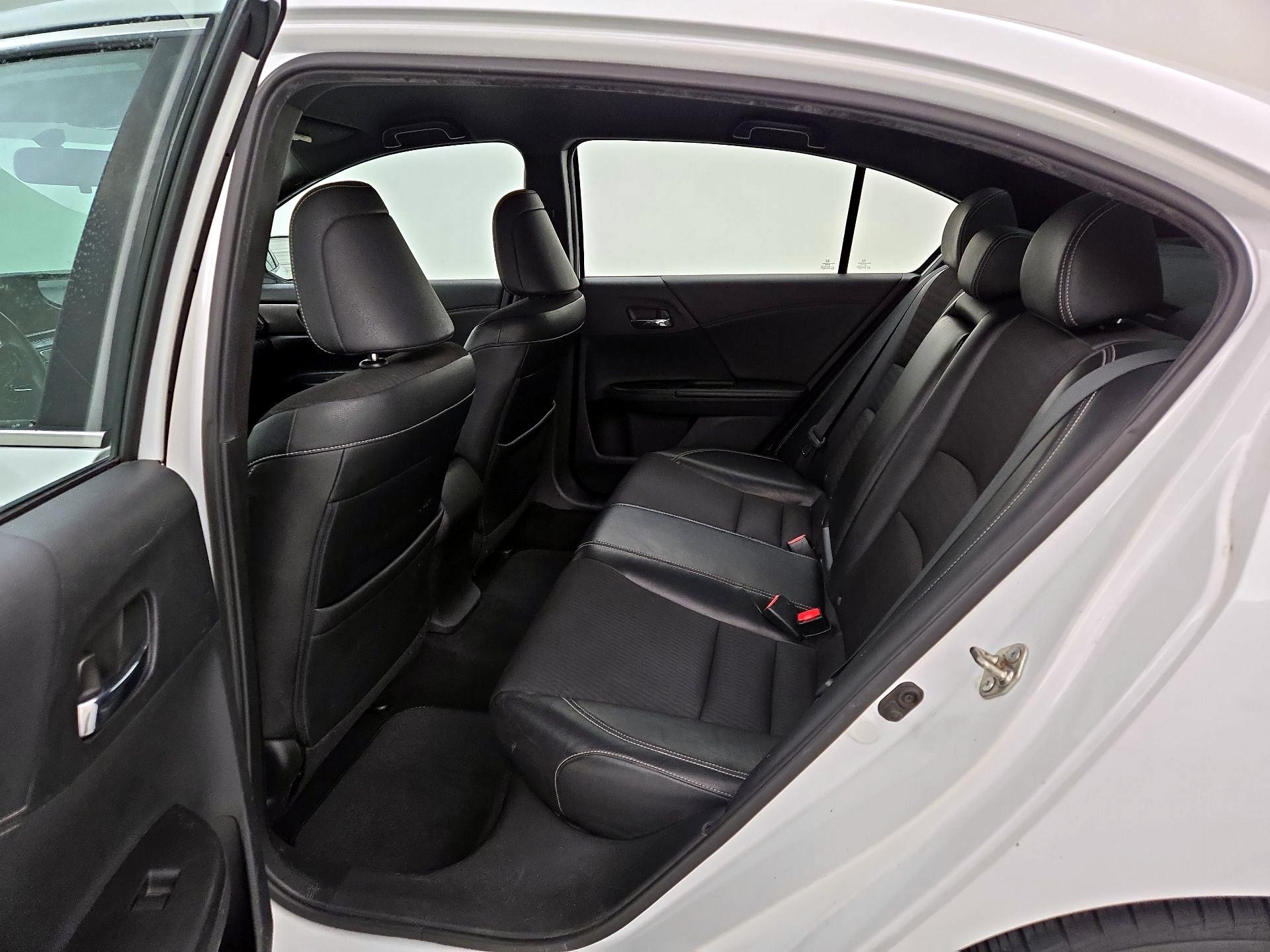 Thumbnail: 2016 Honda Accord - 19