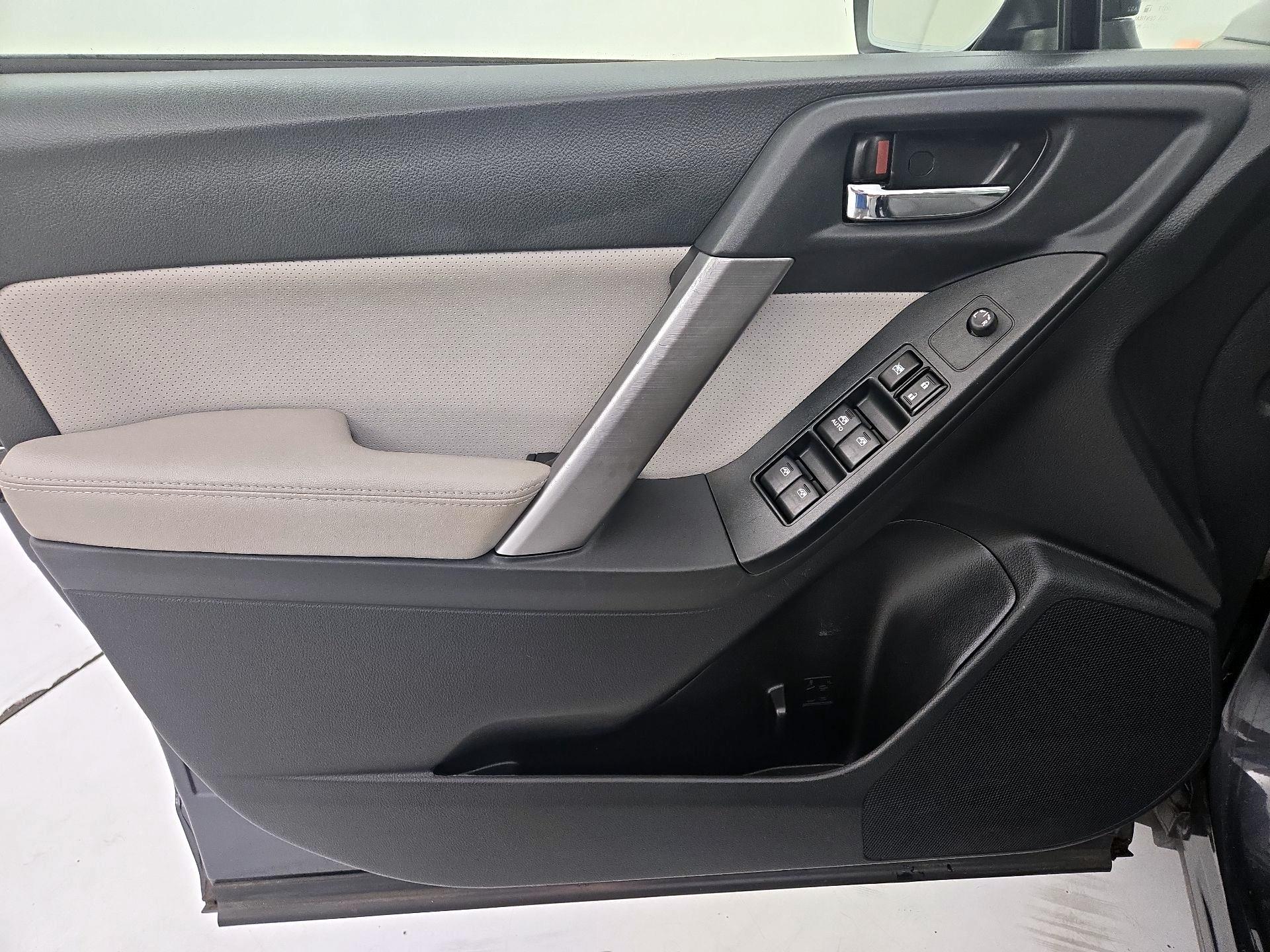 Thumbnail: 2015 Subaru Forester - 12