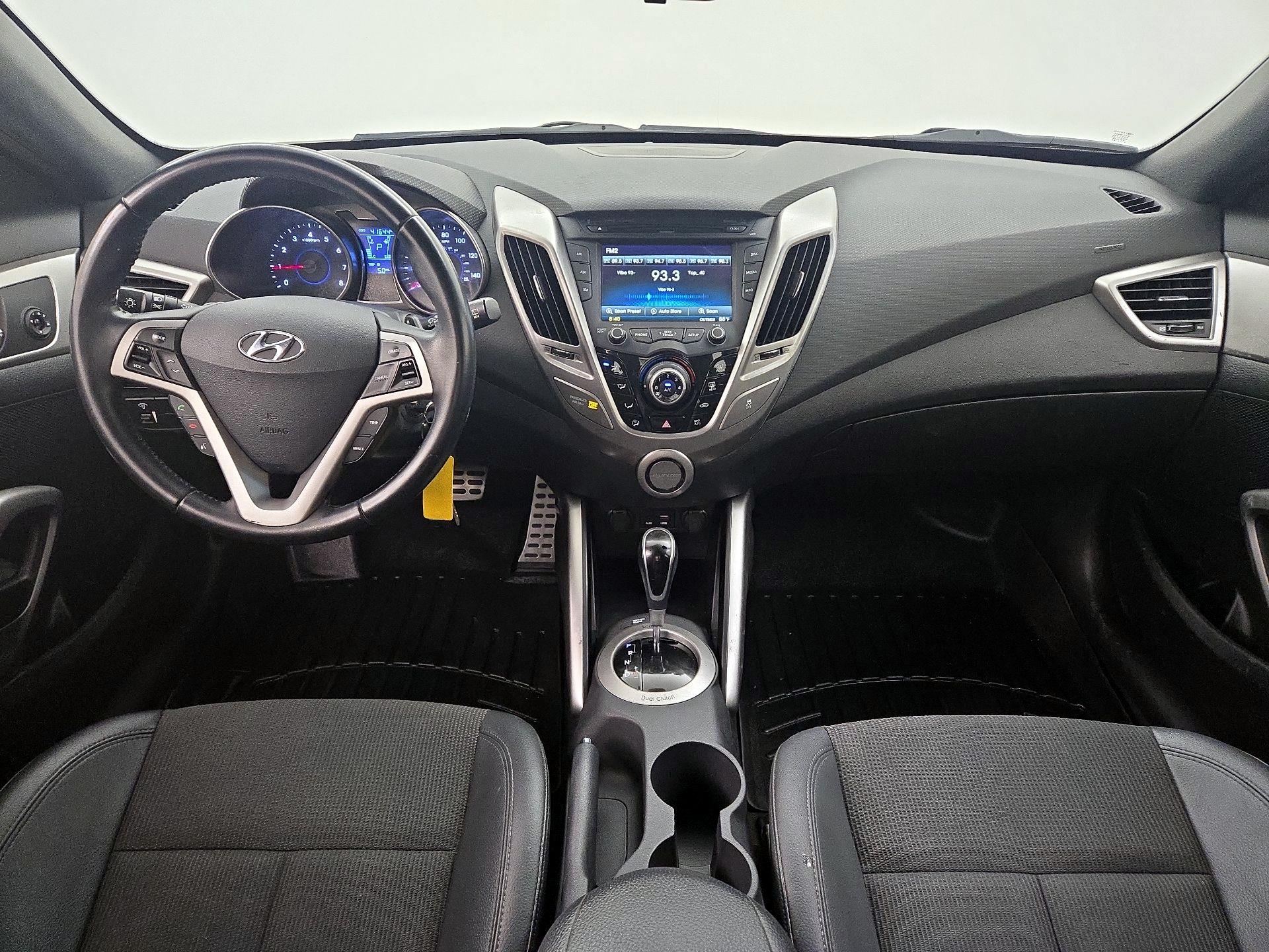 Thumbnail: 2016 Hyundai Veloster - 9