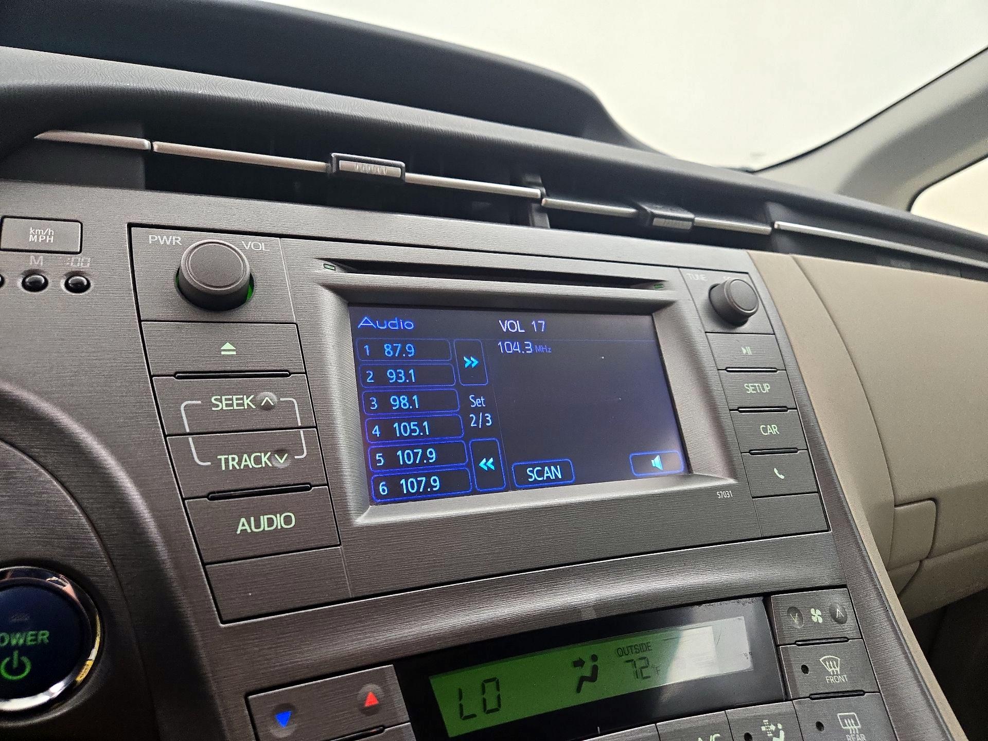Thumbnail: 2014 Toyota Prius - 14