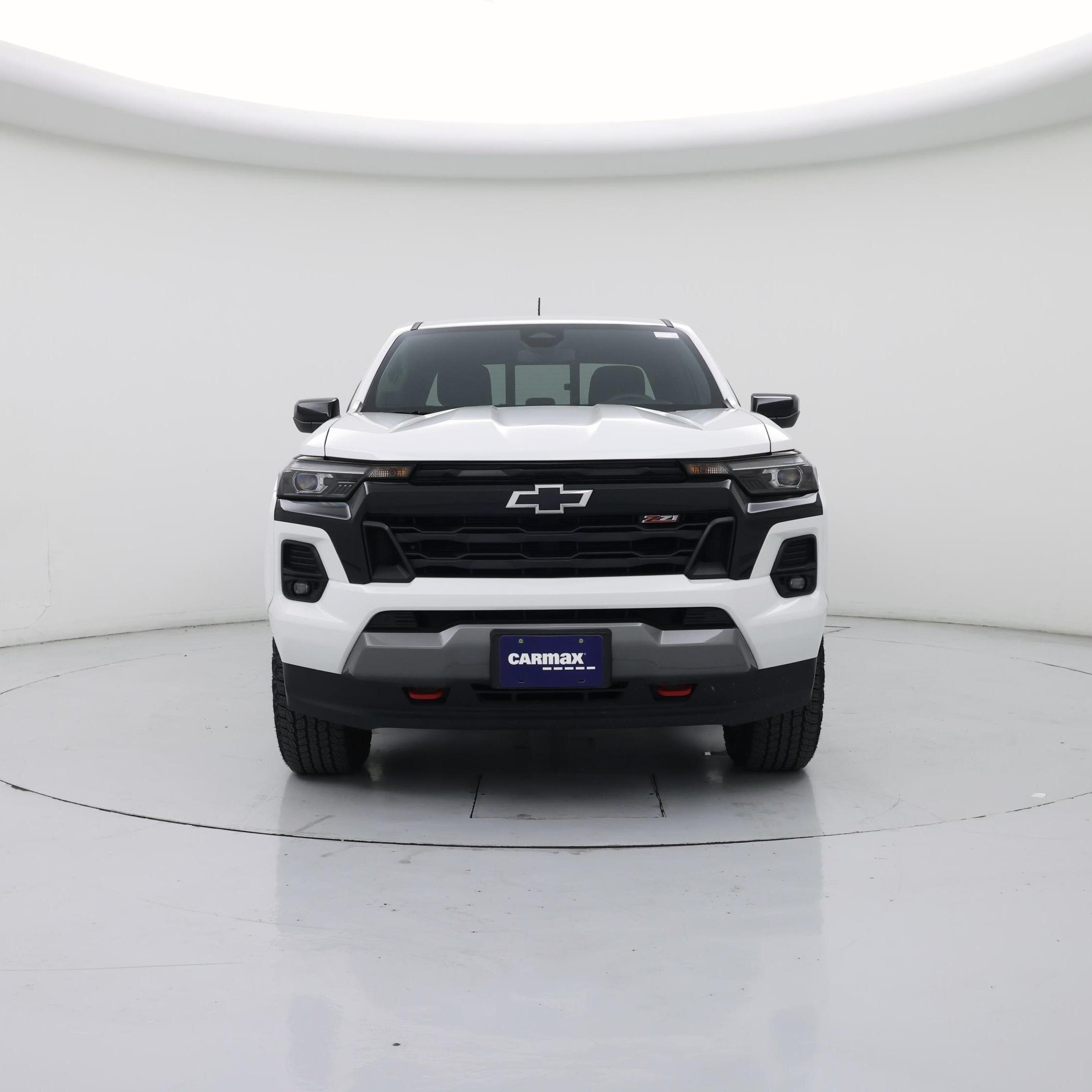 Thumbnail: 2023 Chevrolet Colorado - 5